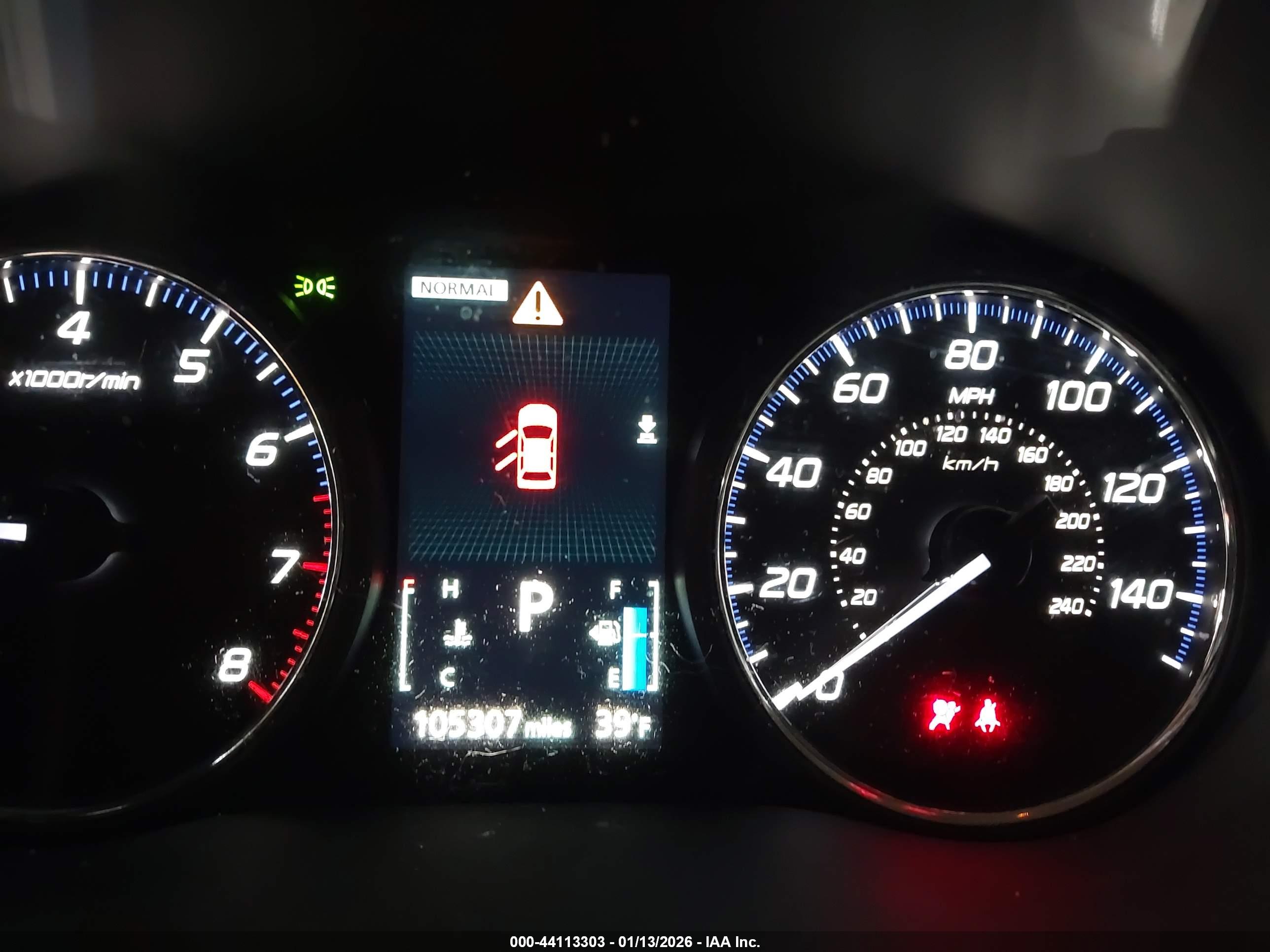 MITSUBISHI OUTLANDER image 7