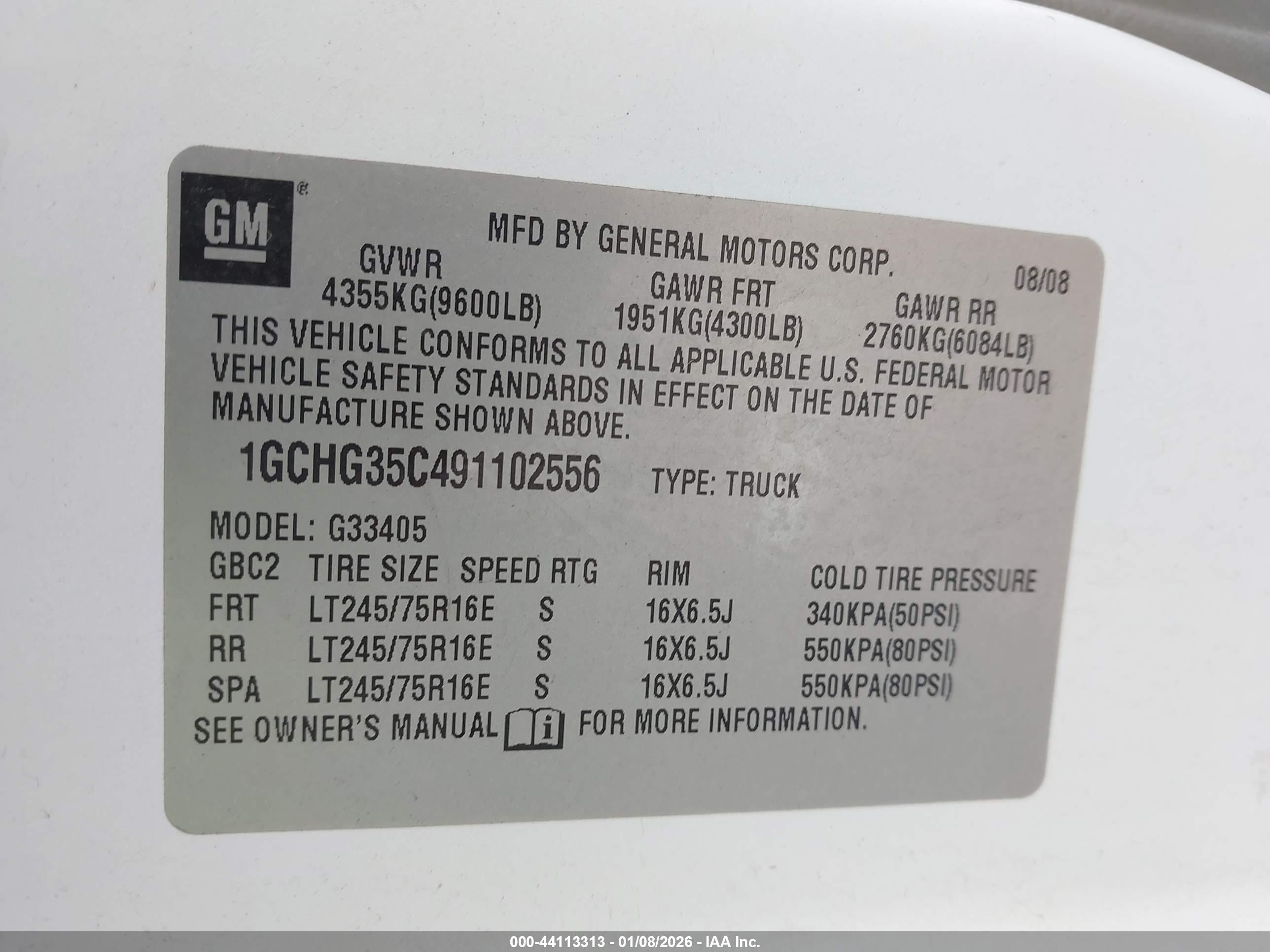 CHEVROLET EXPRESS image 9