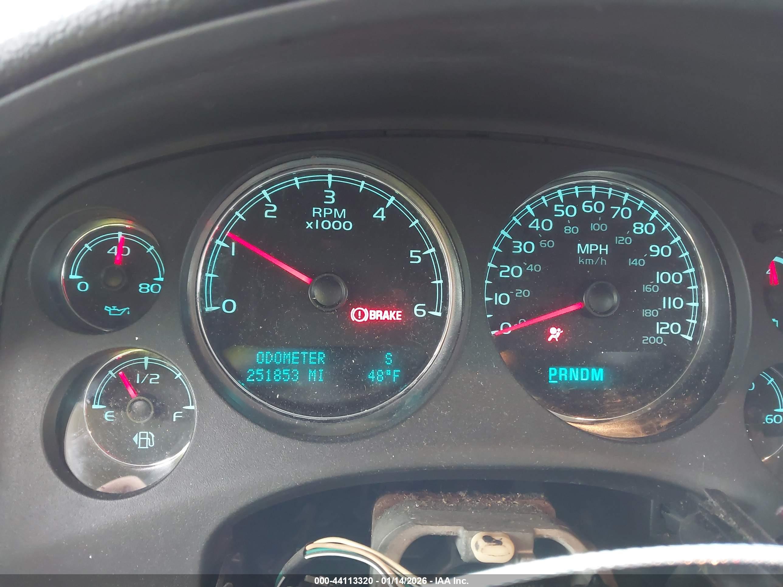 GMC YUKON image 7