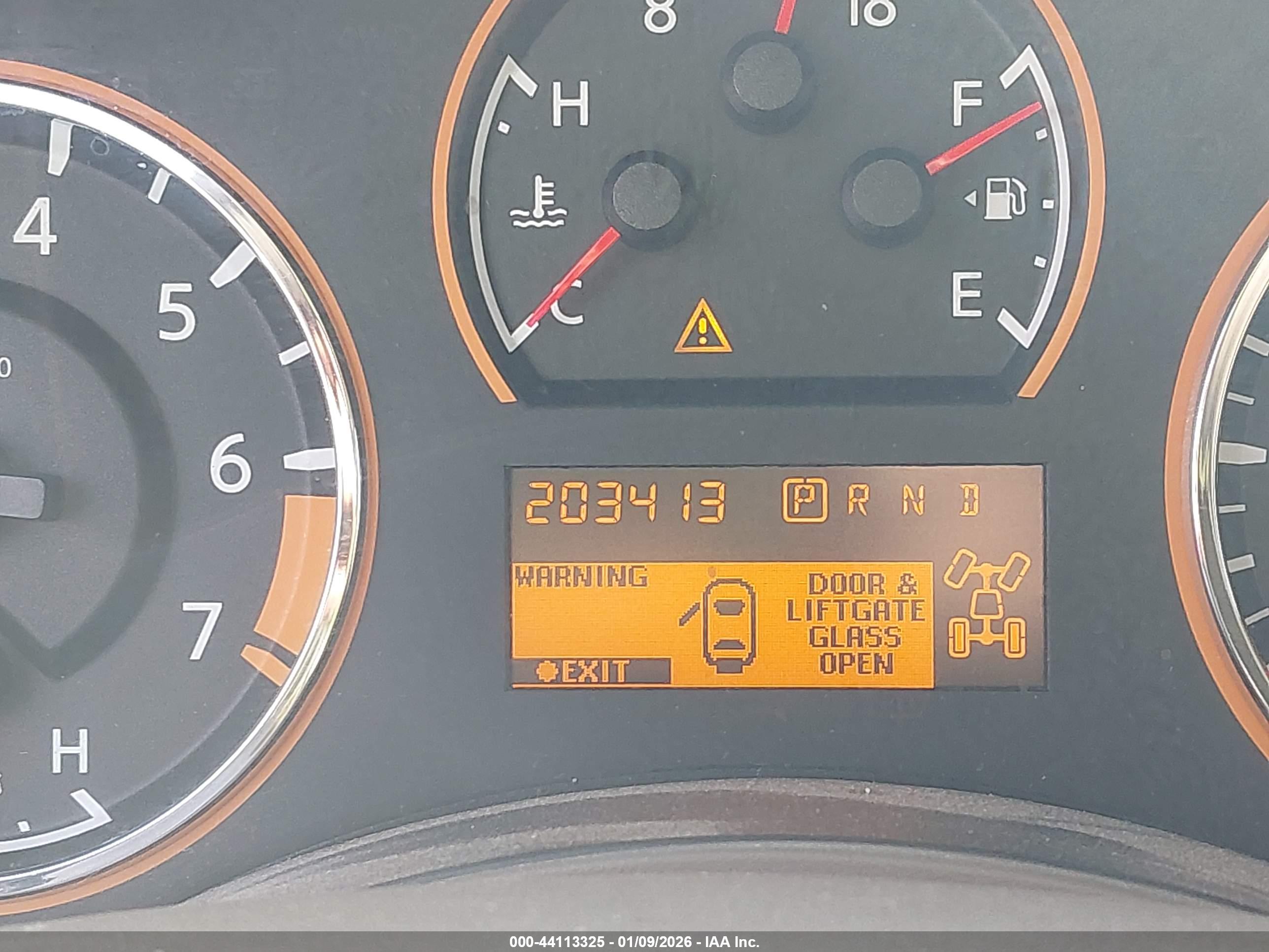 NISSAN ARMADA image 7