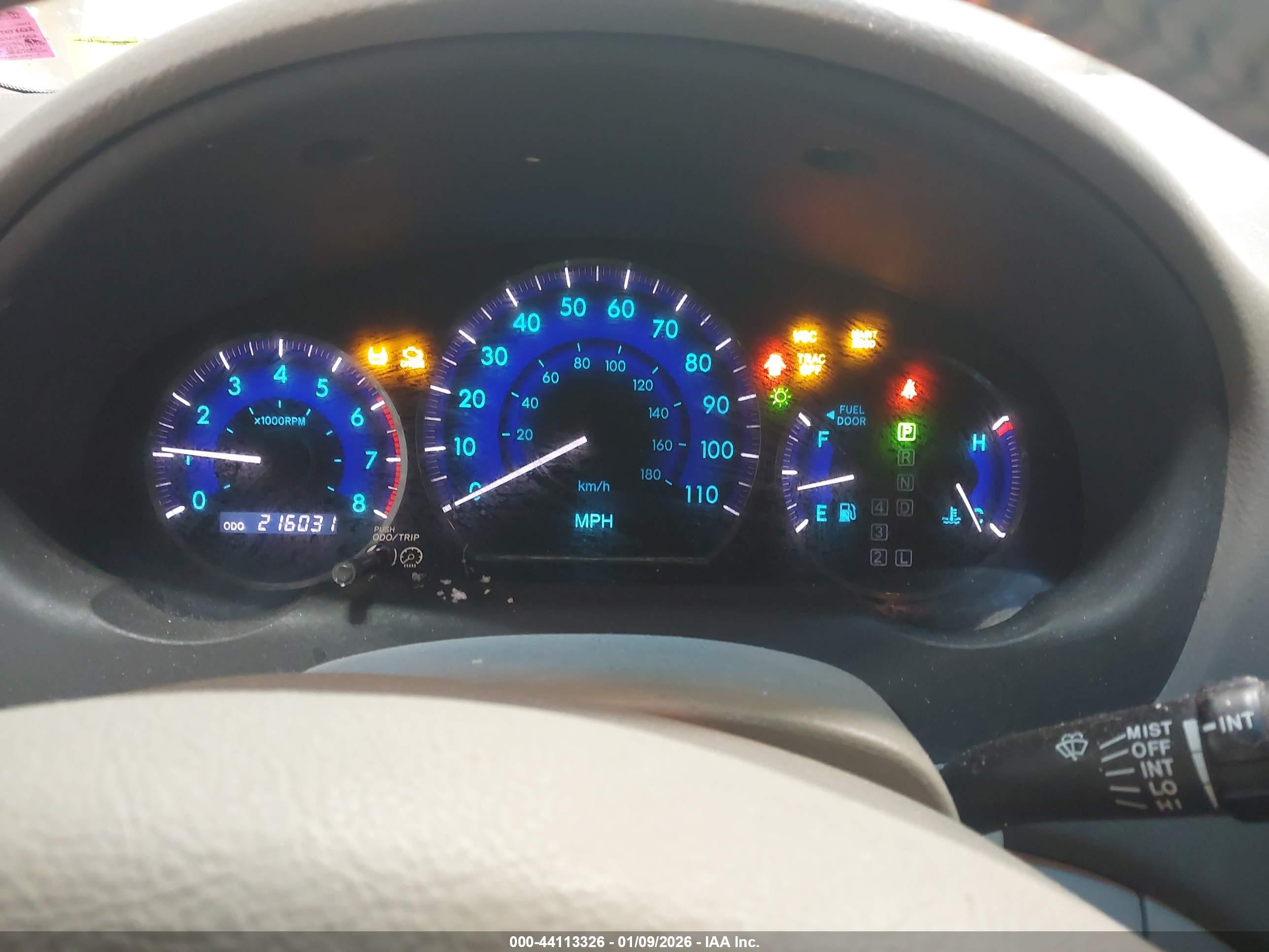 TOYOTA SIENNA image 7