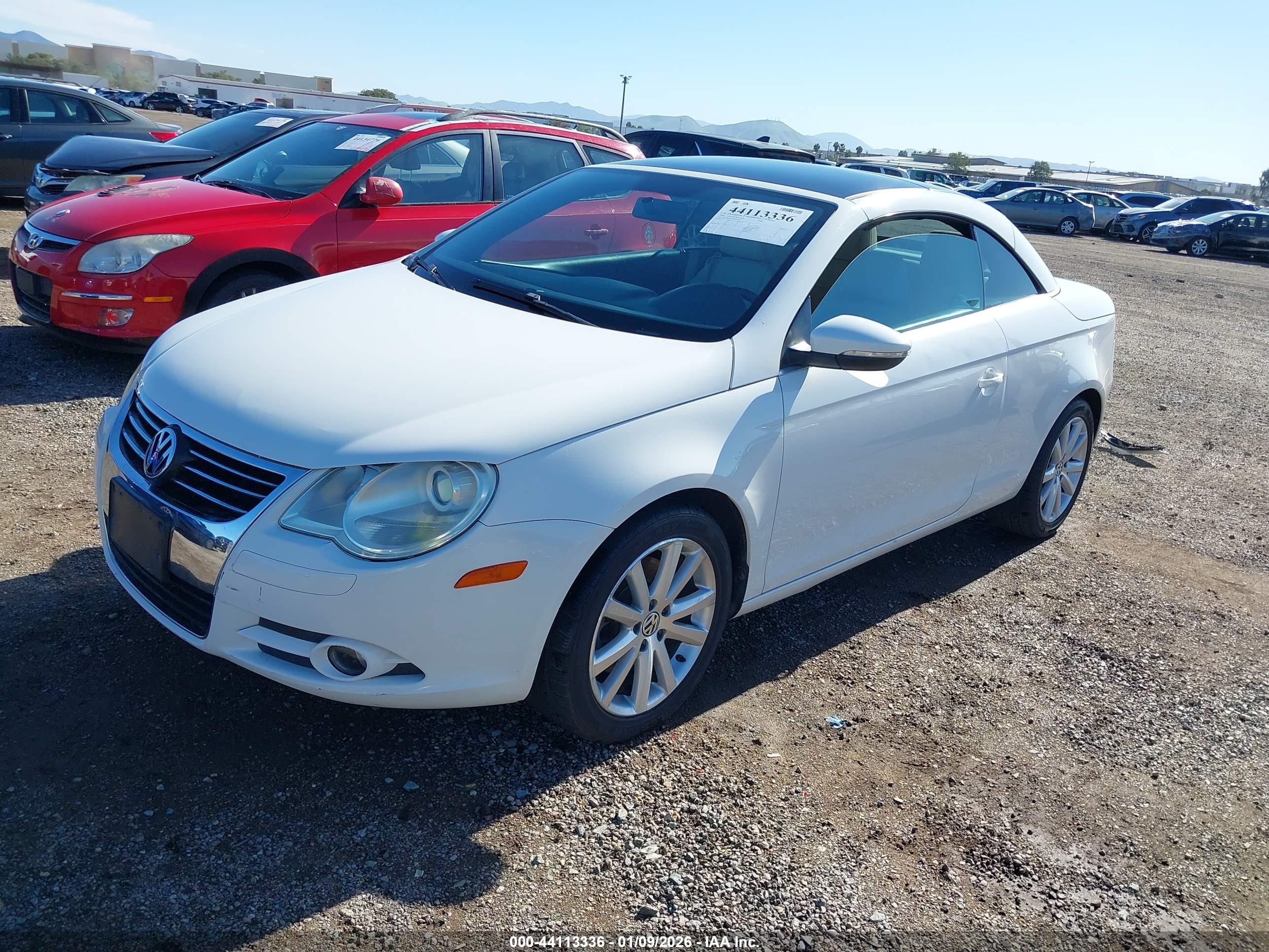 VOLKSWAGEN EOS image 2