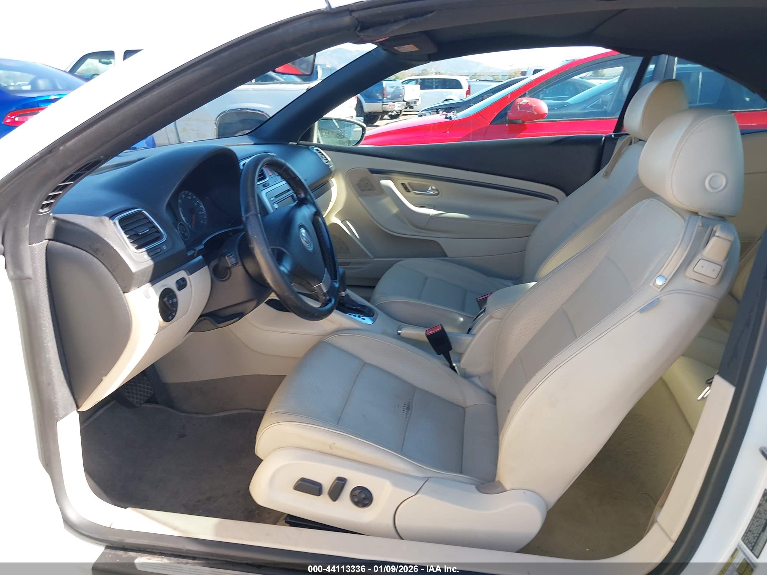 VOLKSWAGEN EOS image 5