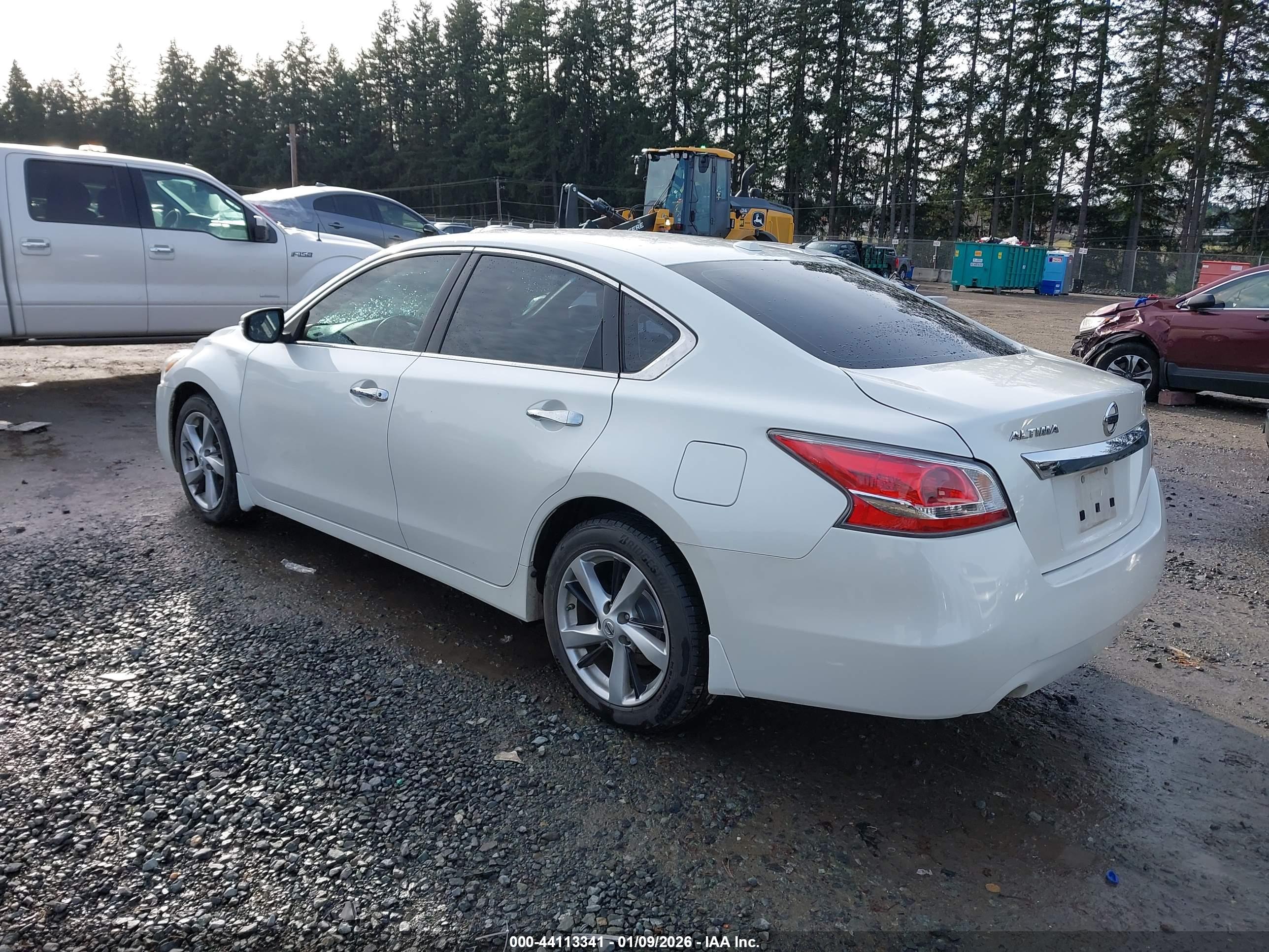 NISSAN ALTIMA image 3