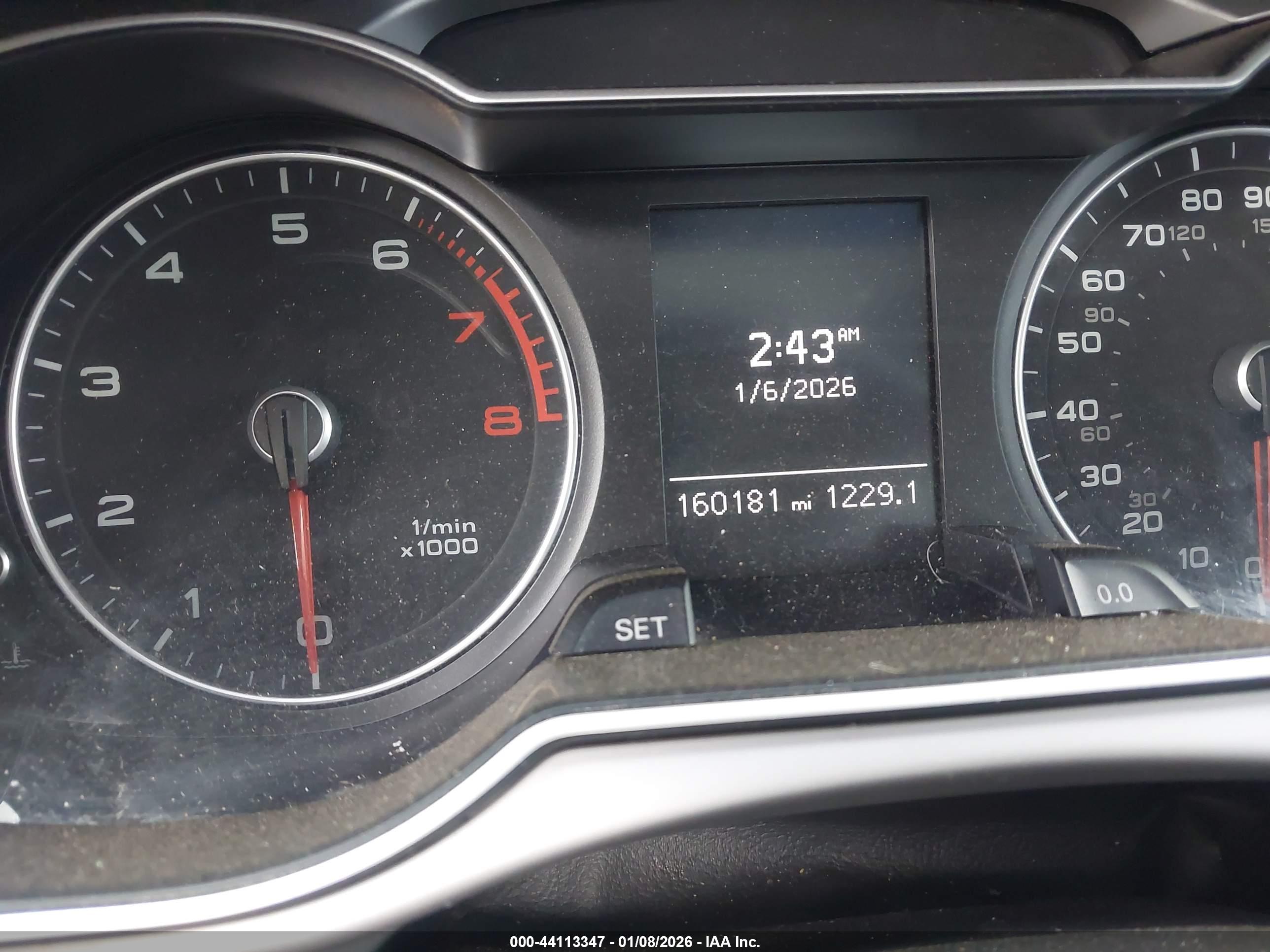 AUDI A4 image 7
