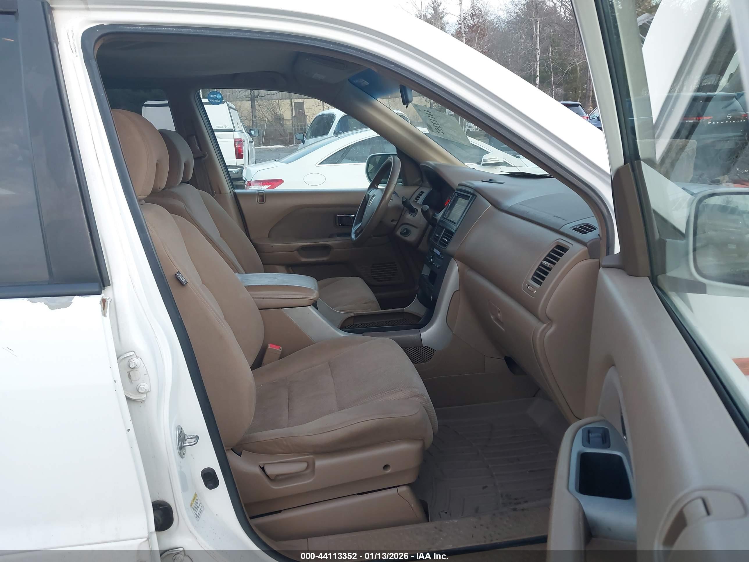 HONDA PILOT image 5