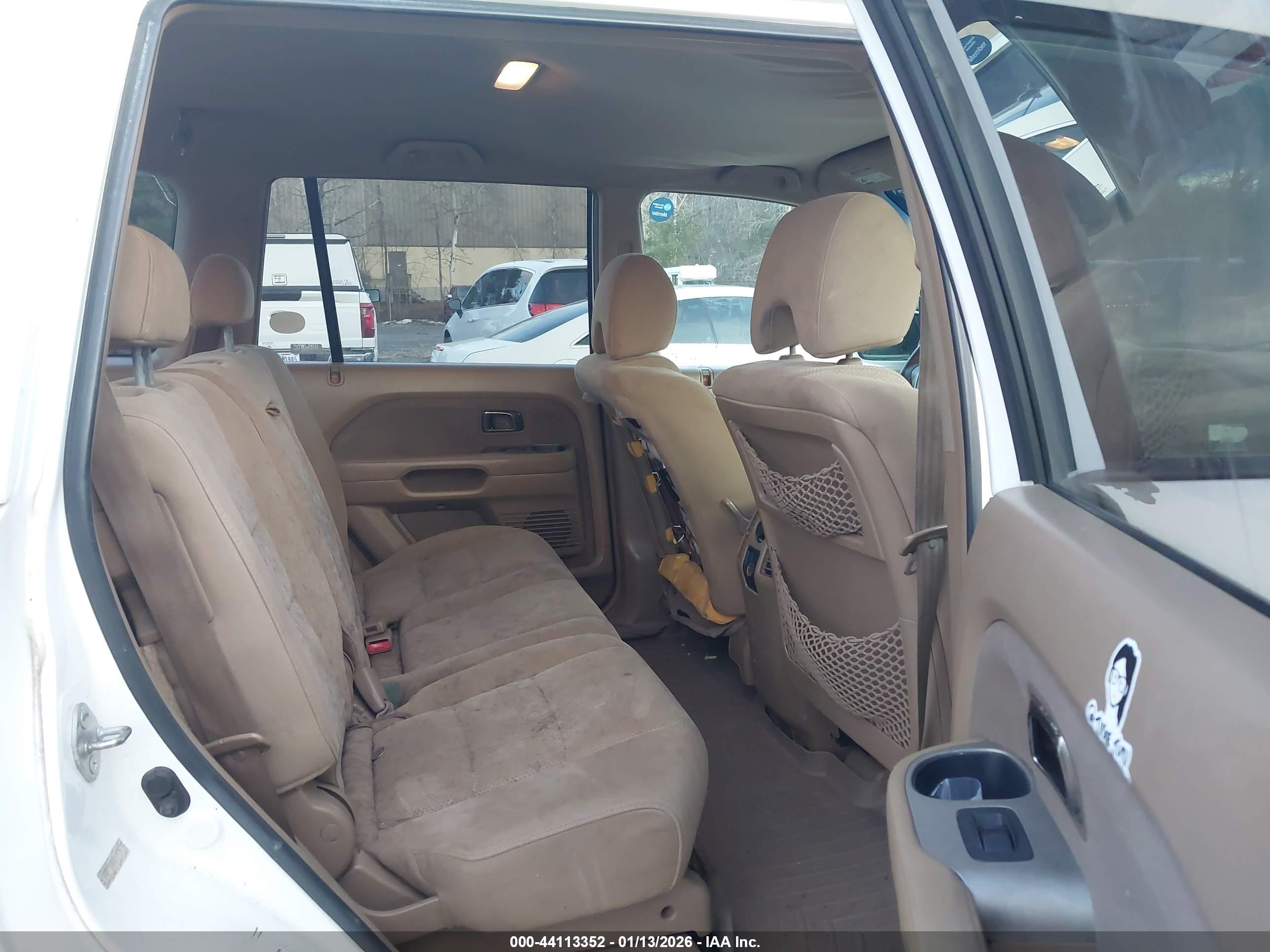 HONDA PILOT image 8