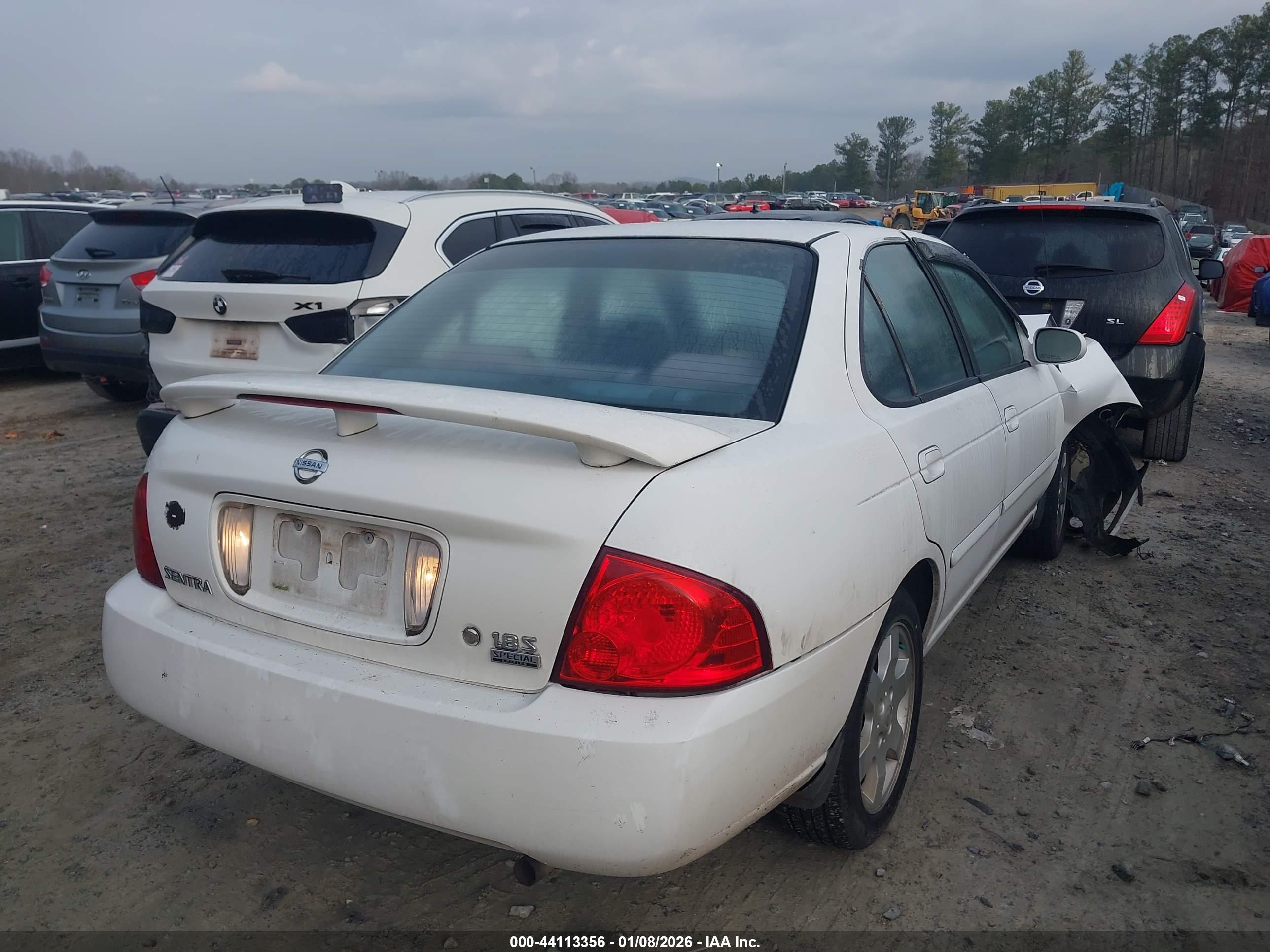 NISSAN SENTRA image 4