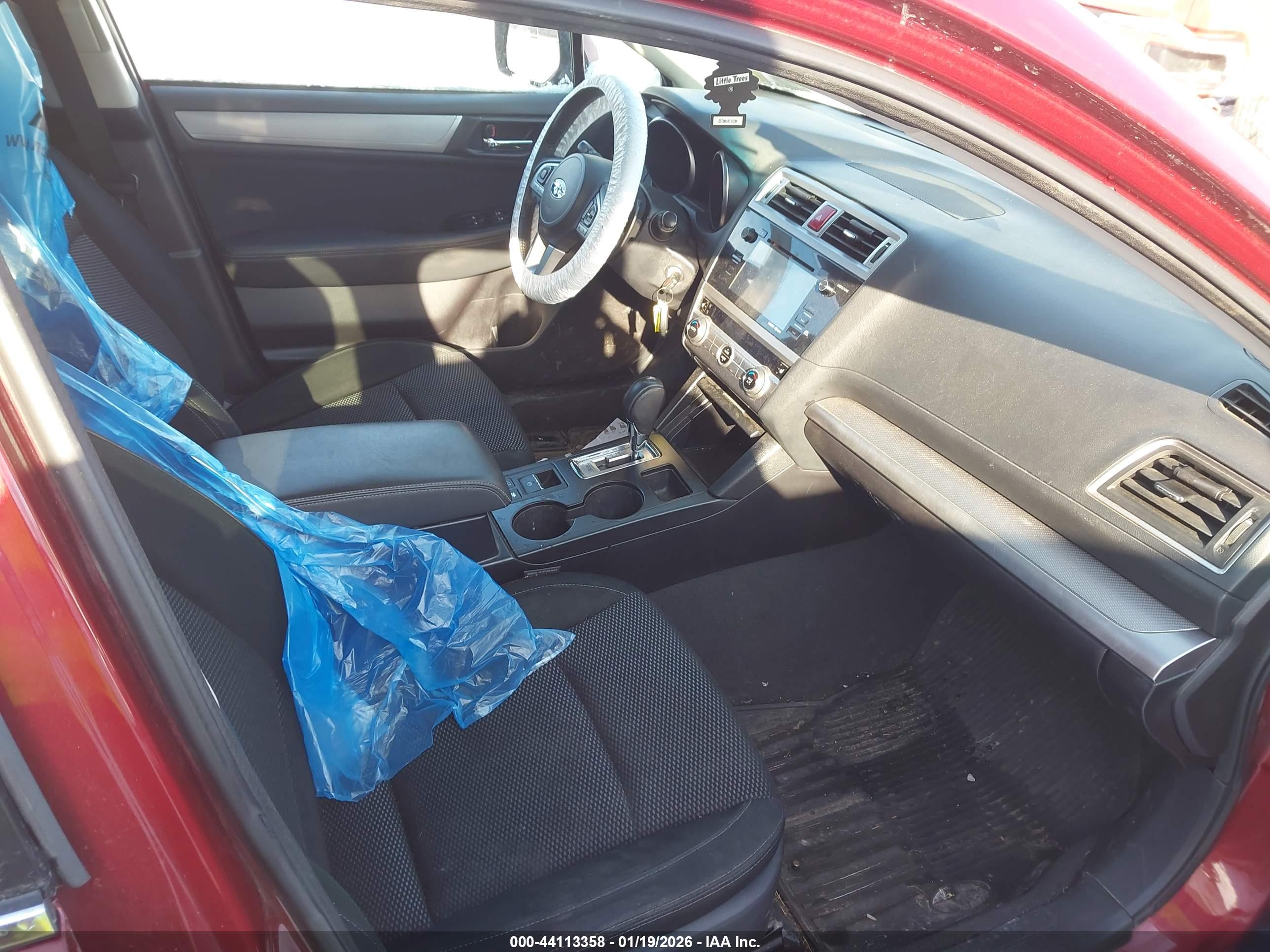 SUBARU OUTBACK image 5