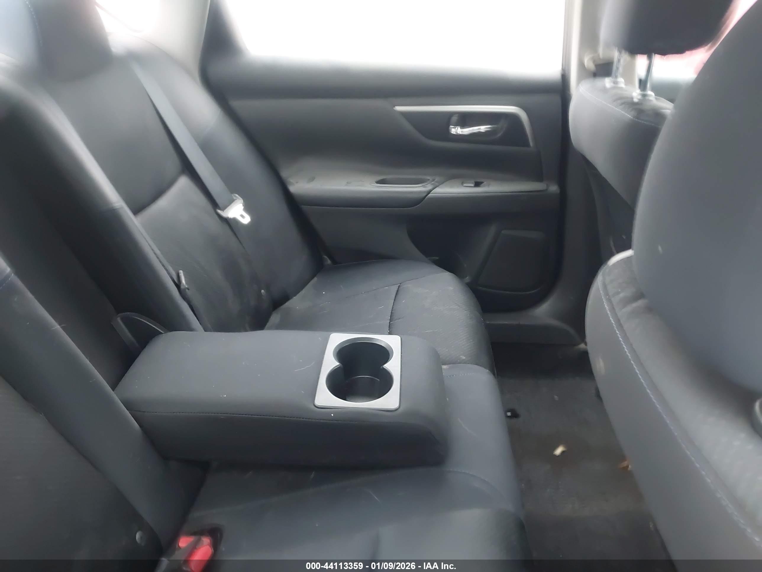 NISSAN ALTIMA image 8