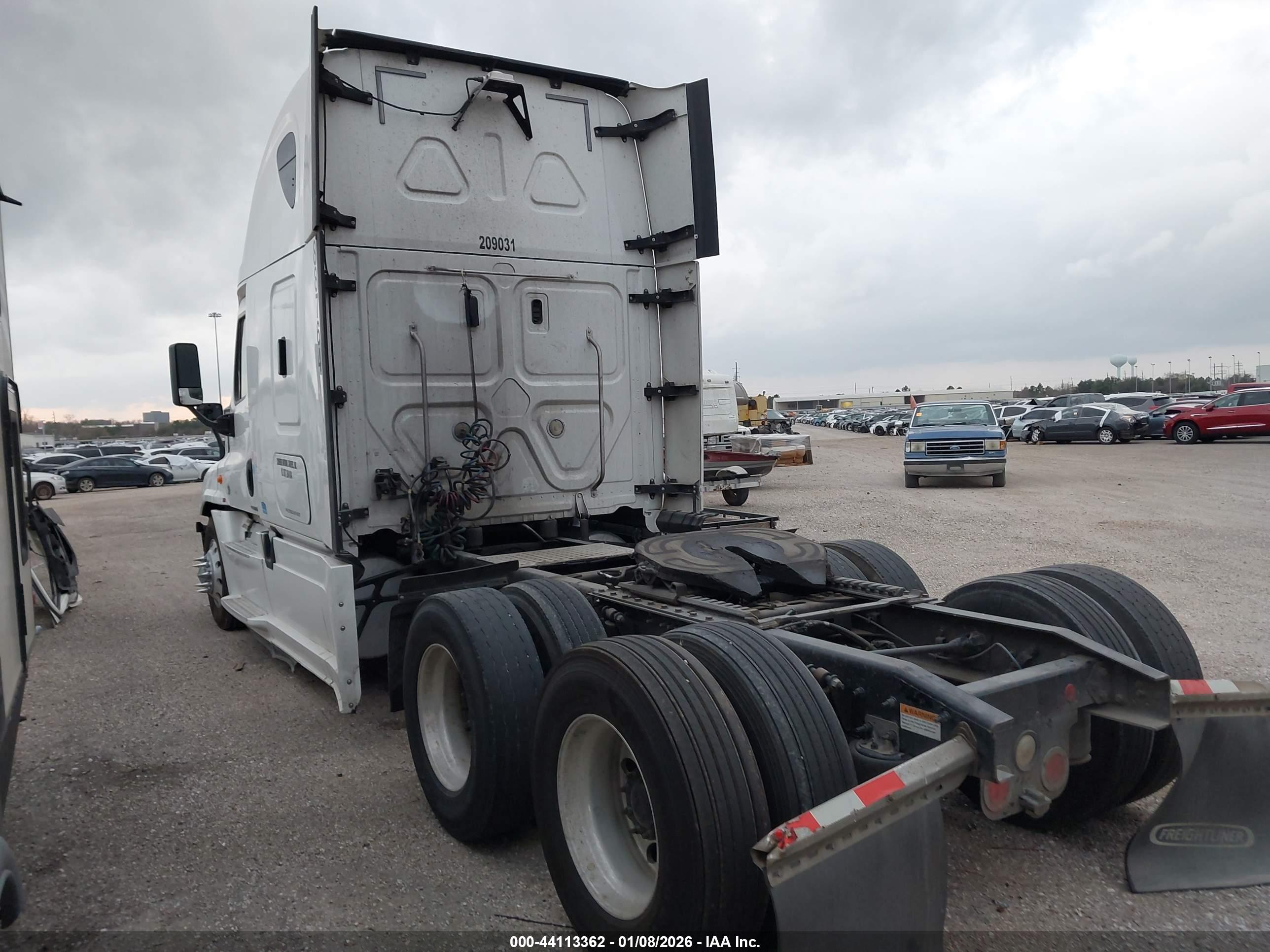 FREIGHTLINER CASCADIA image 3