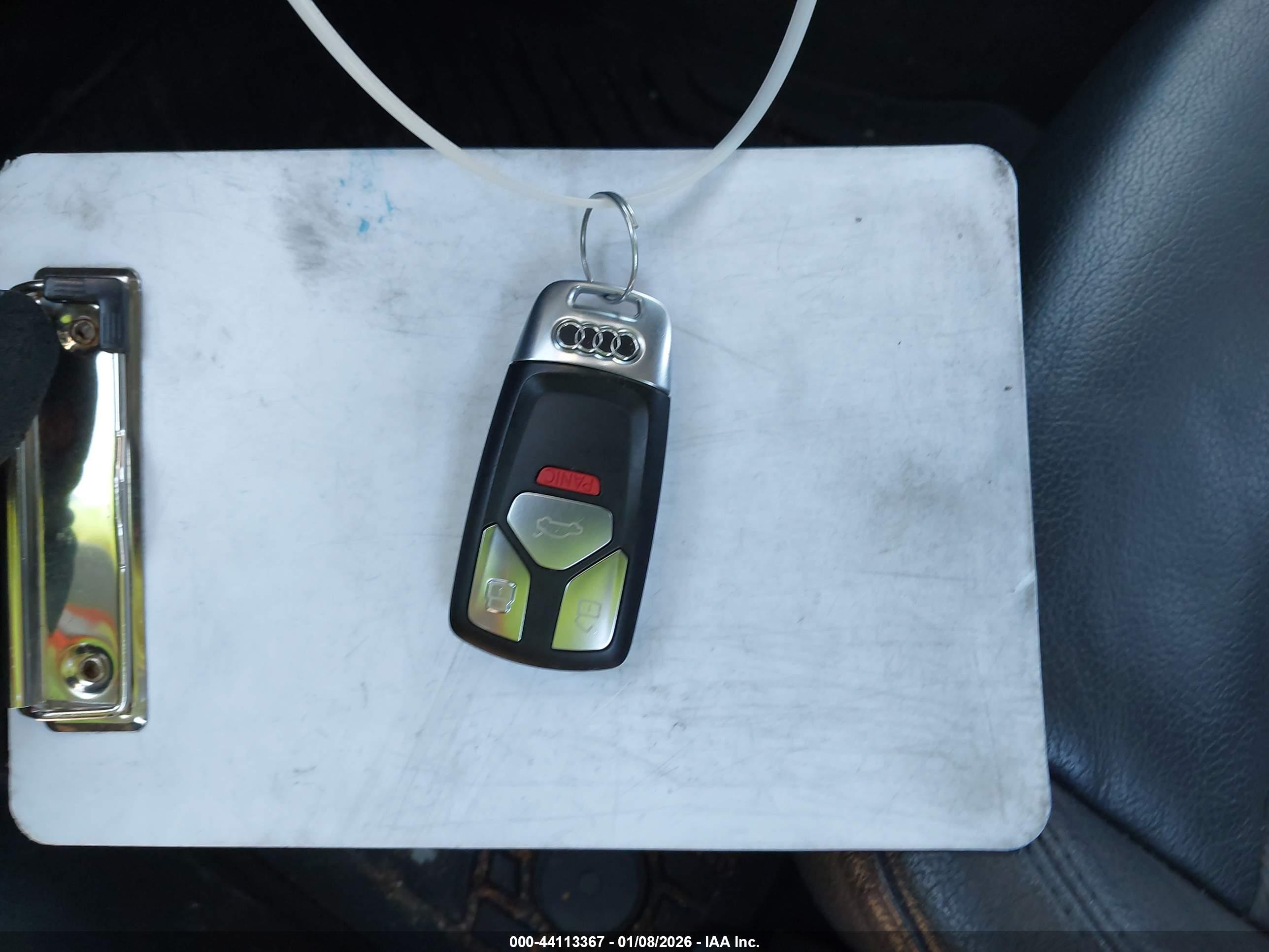 AUDI A4 image 11