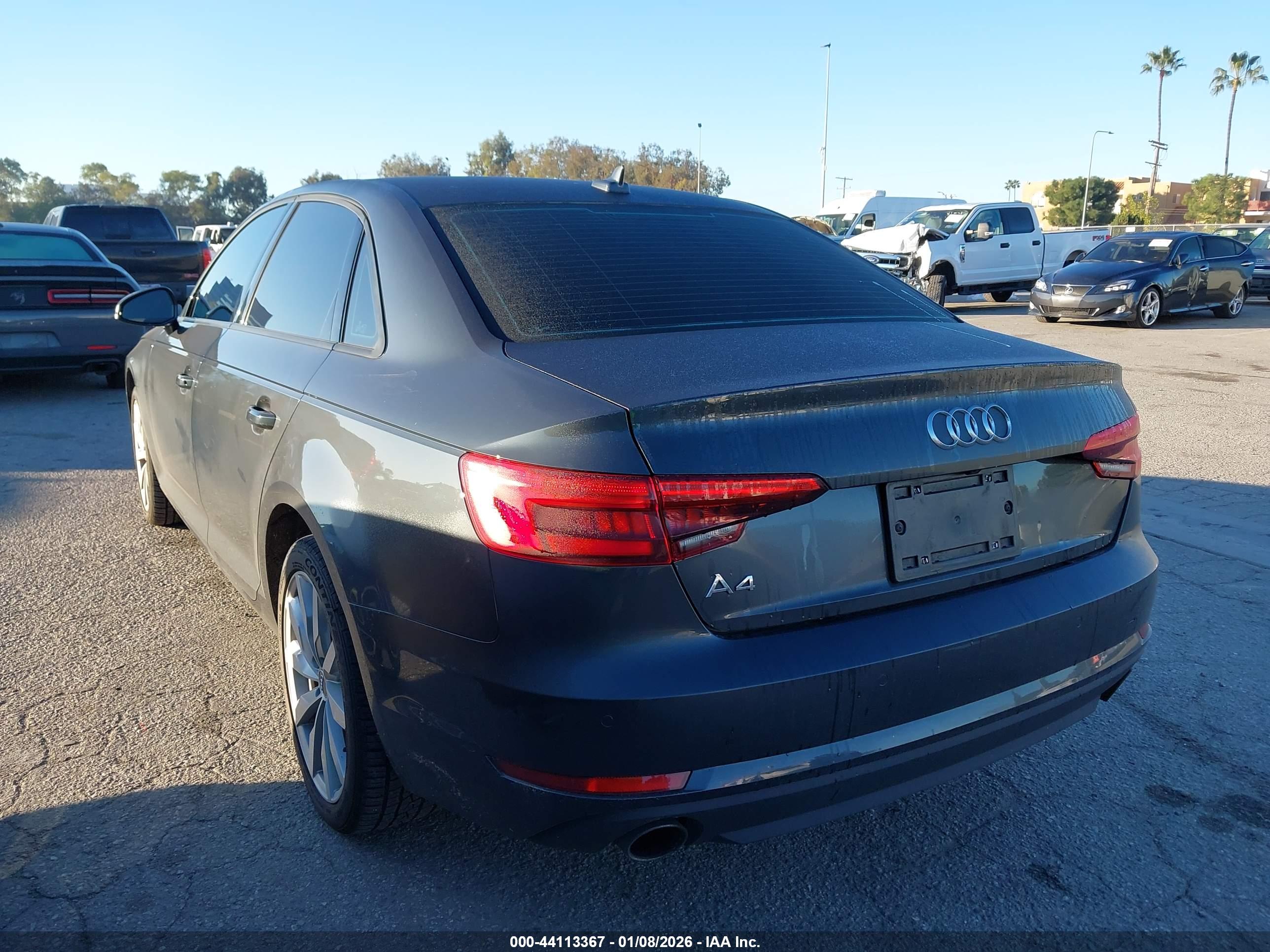 AUDI A4 image 3