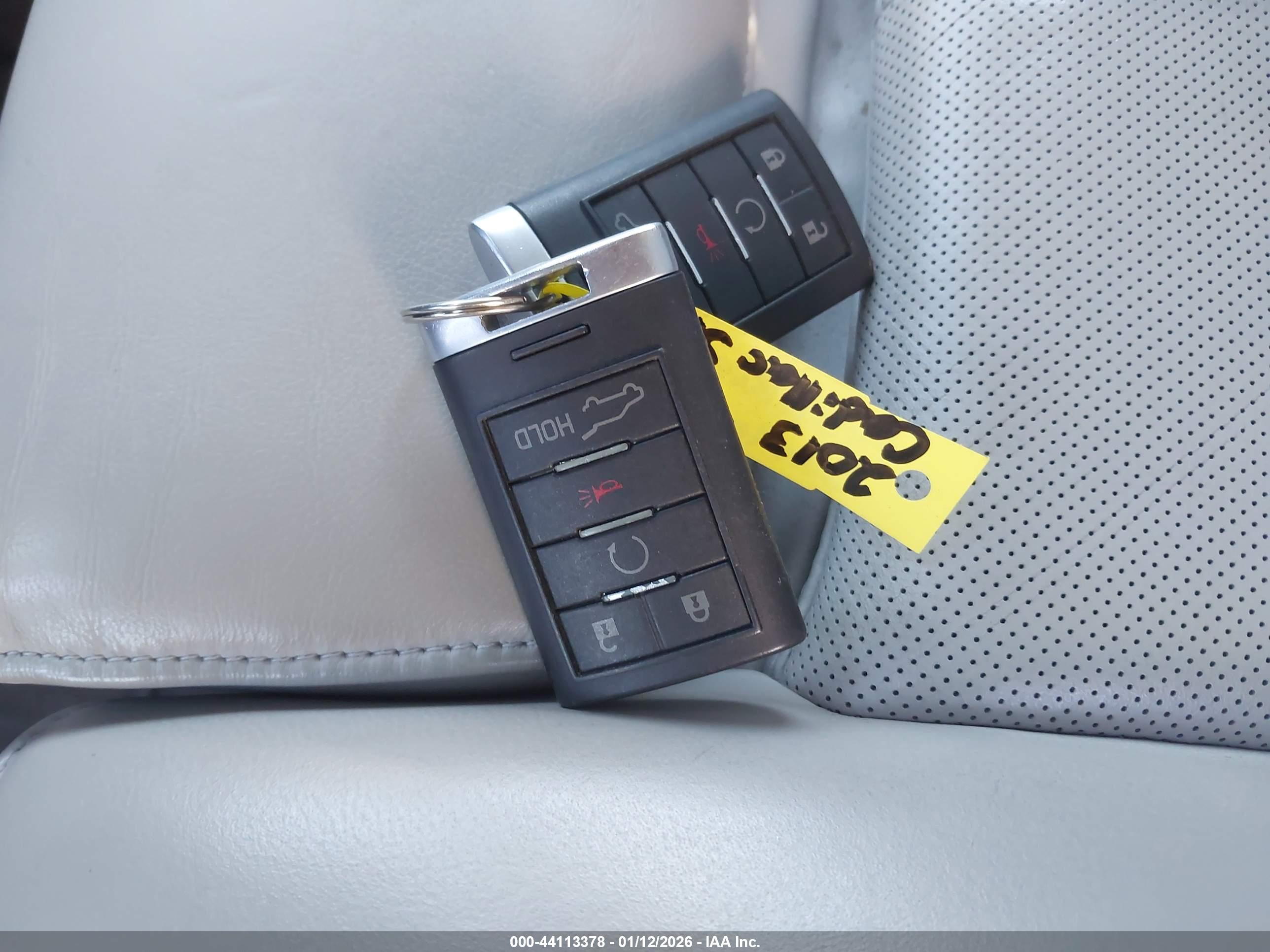 CADILLAC SRX image 11