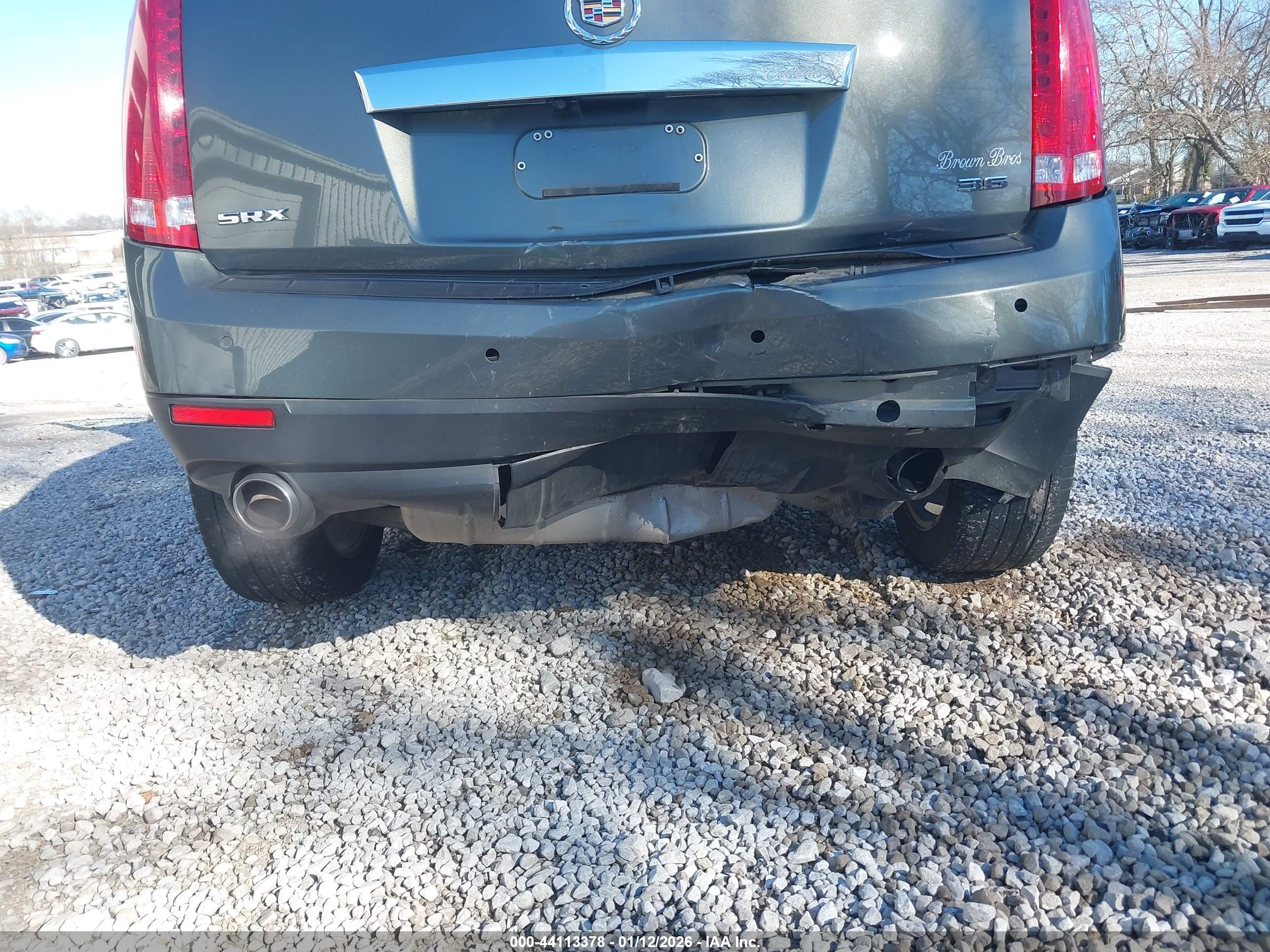 CADILLAC SRX image 6
