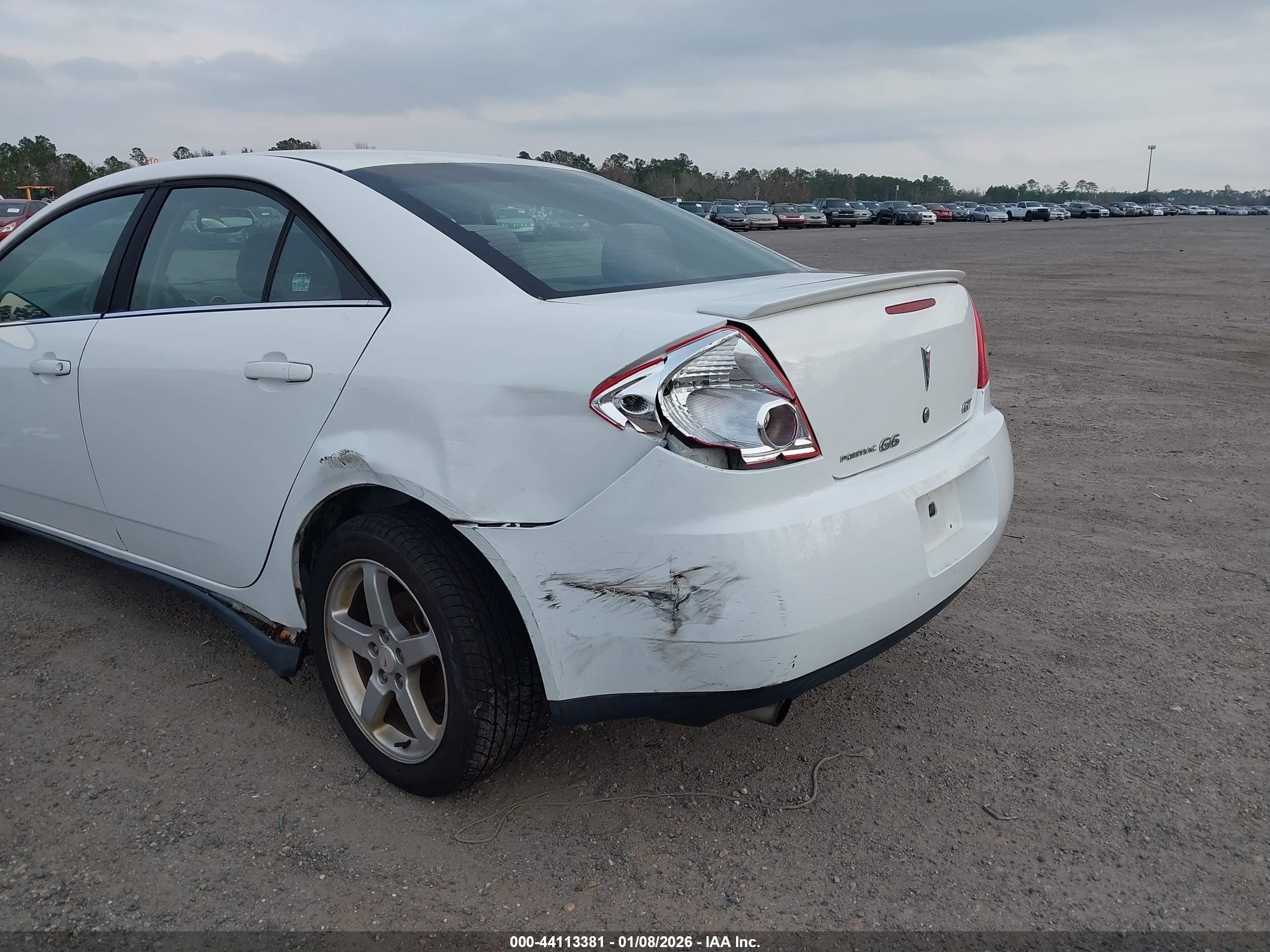 PONTIAC G6 image 6