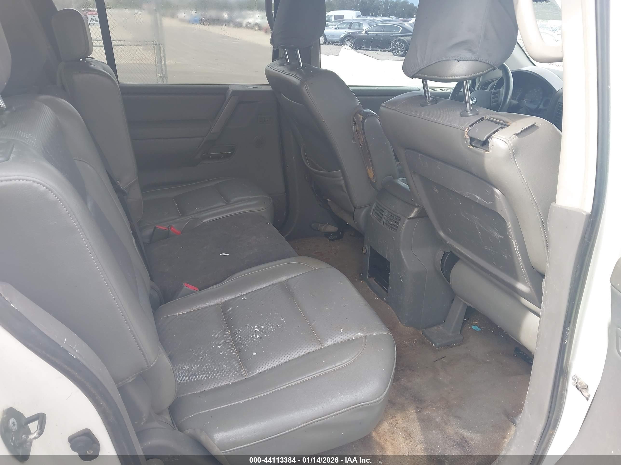 NISSAN ARMADA image 8