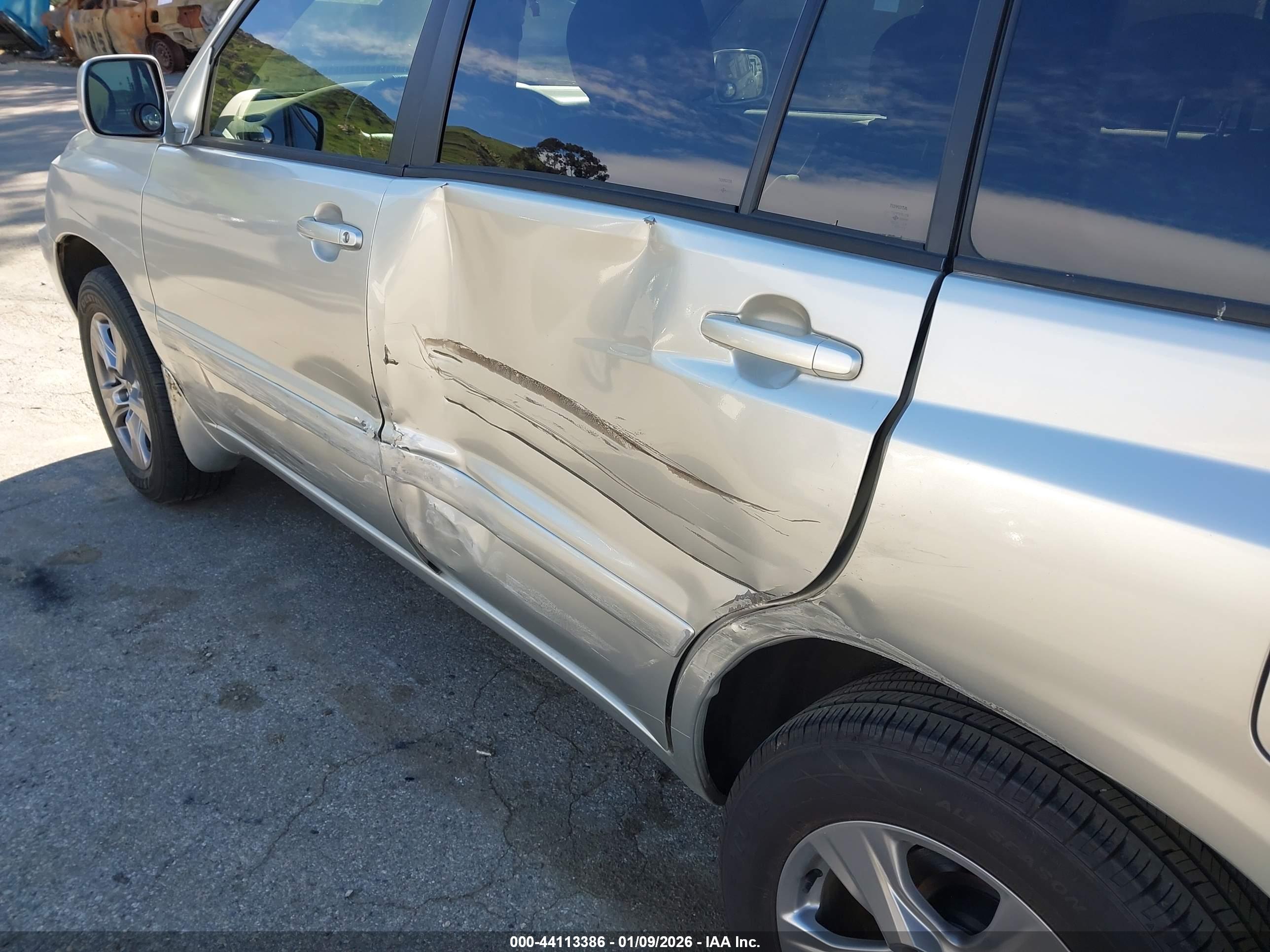 TOYOTA HIGHLANDER image 6