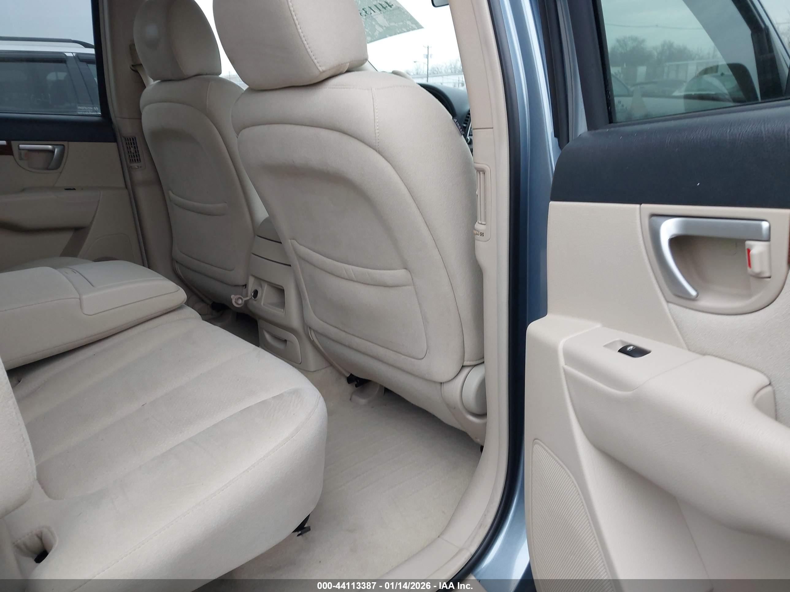 HYUNDAI SANTA image 8