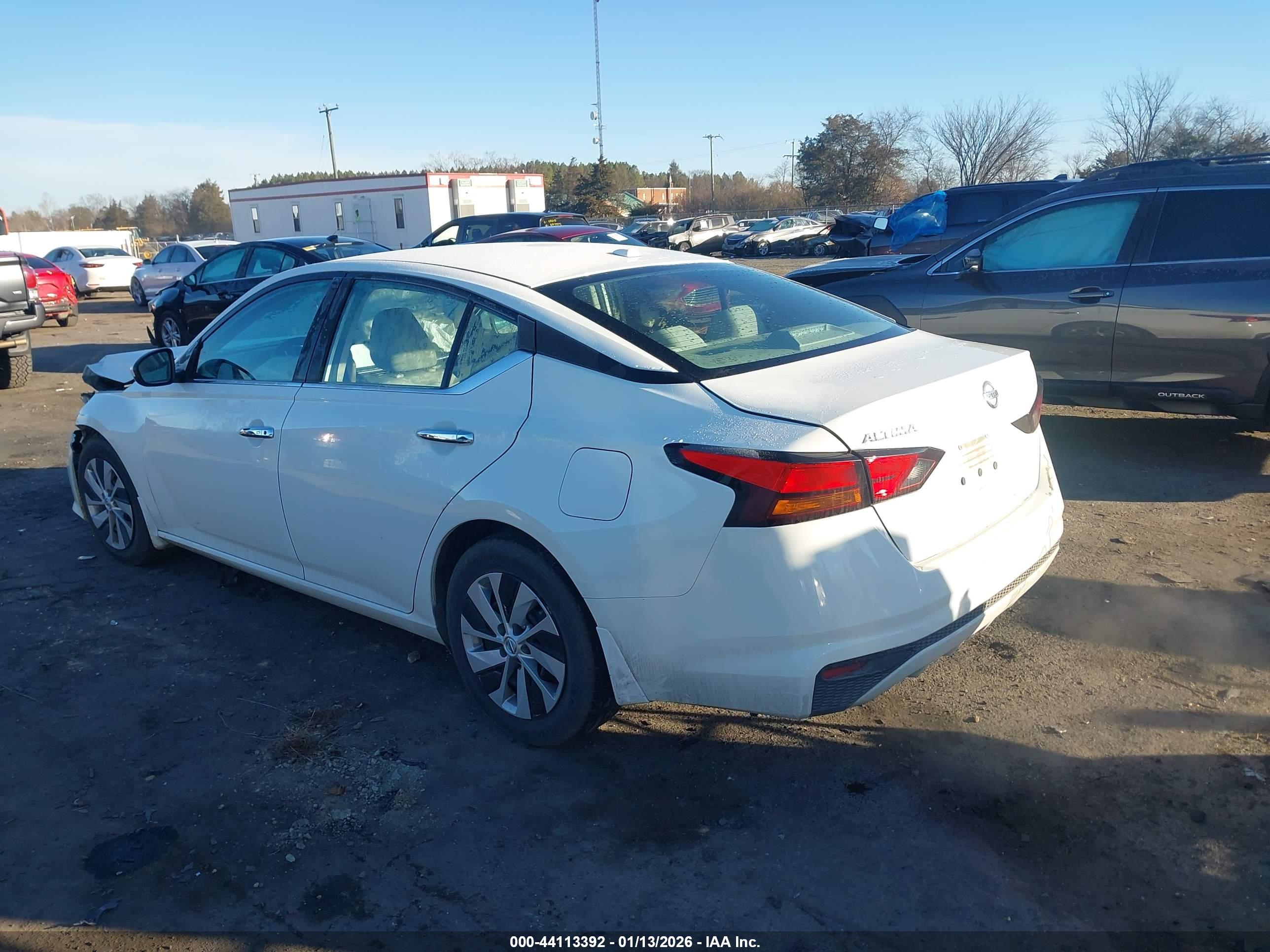 NISSAN ALTIMA image 3