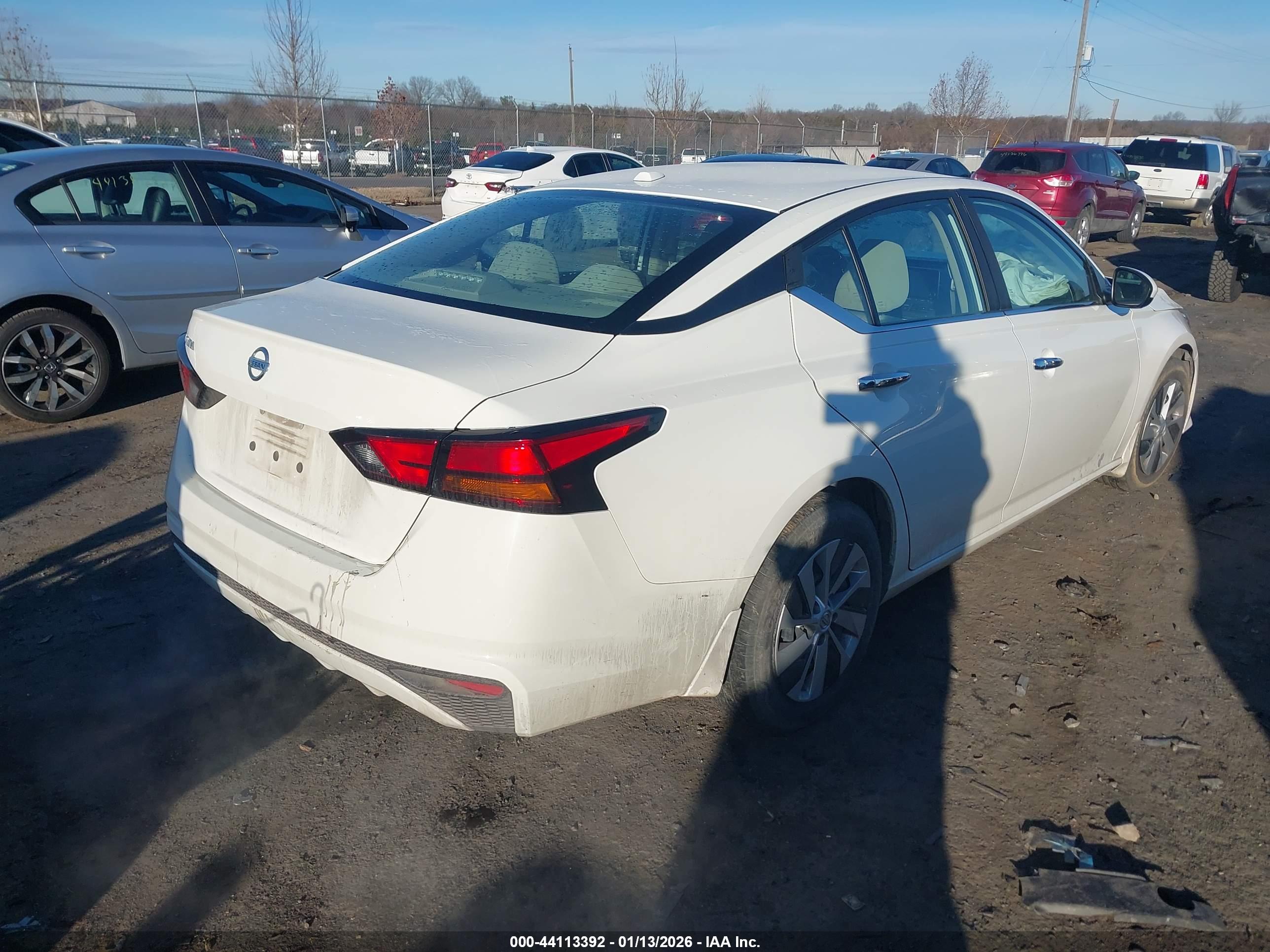NISSAN ALTIMA image 4
