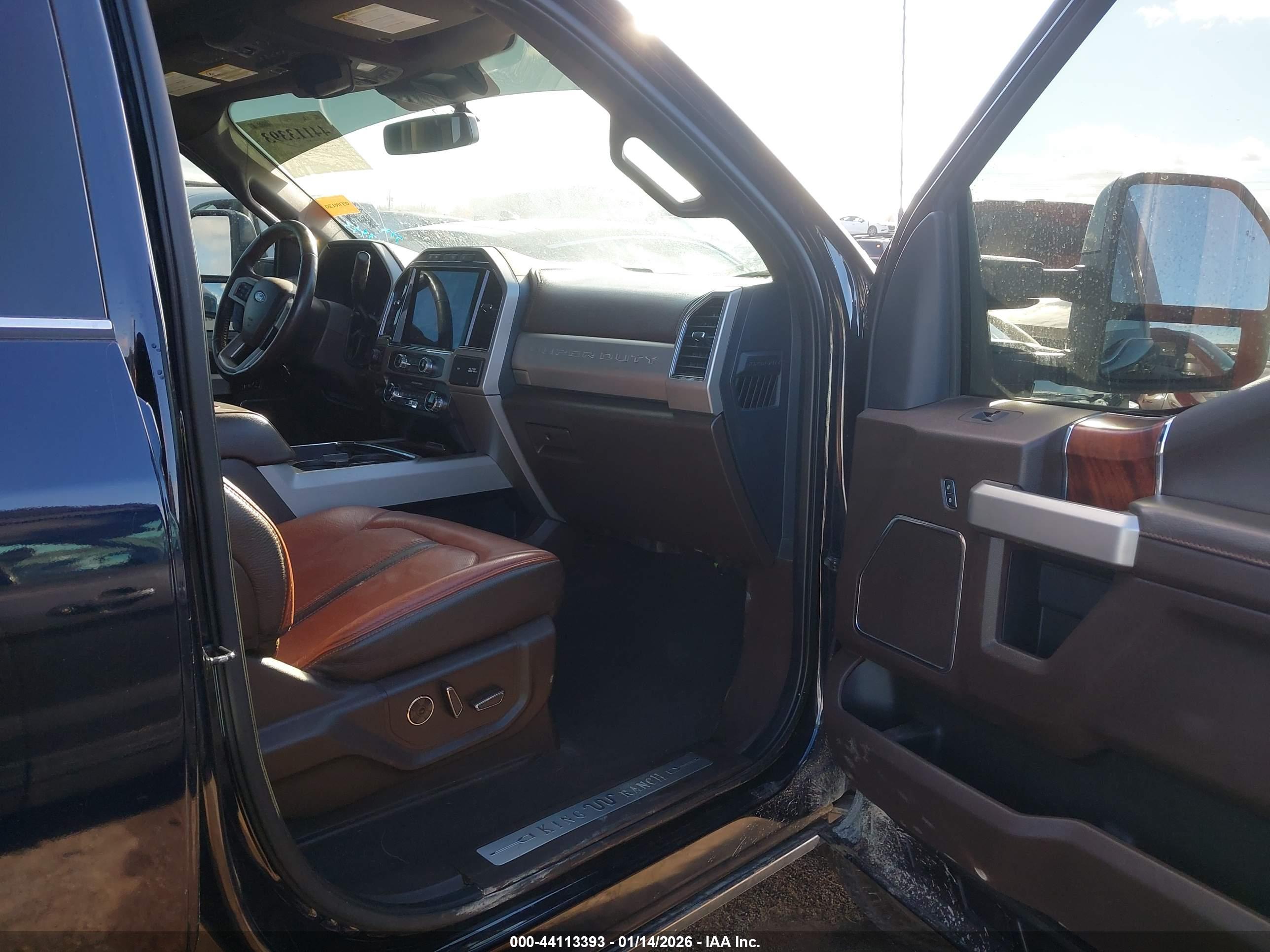 FORD F-450 image 8