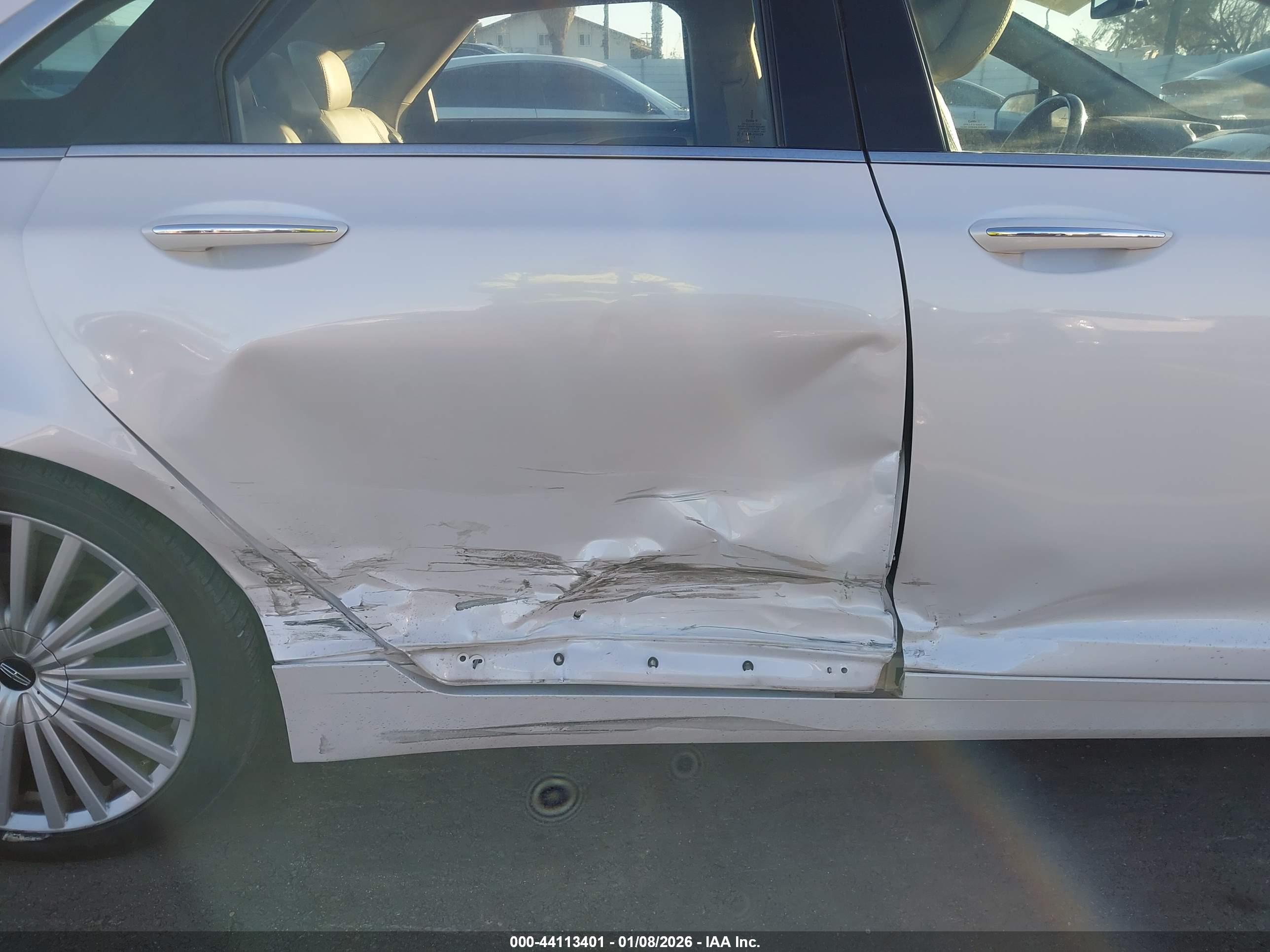 LINCOLN MKZ image 6