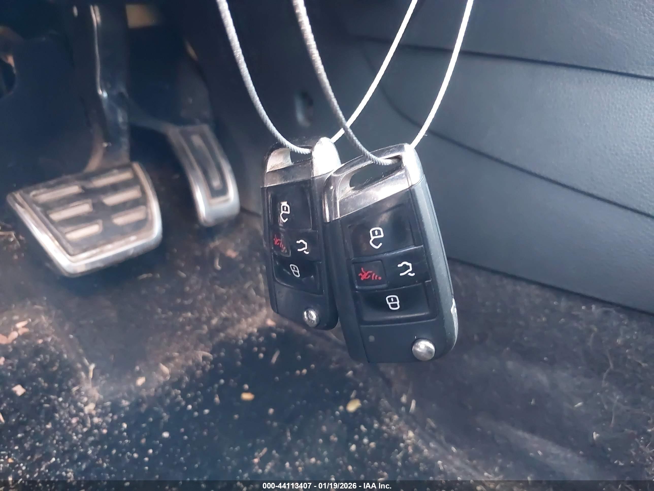 VOLKSWAGEN GOLF image 11