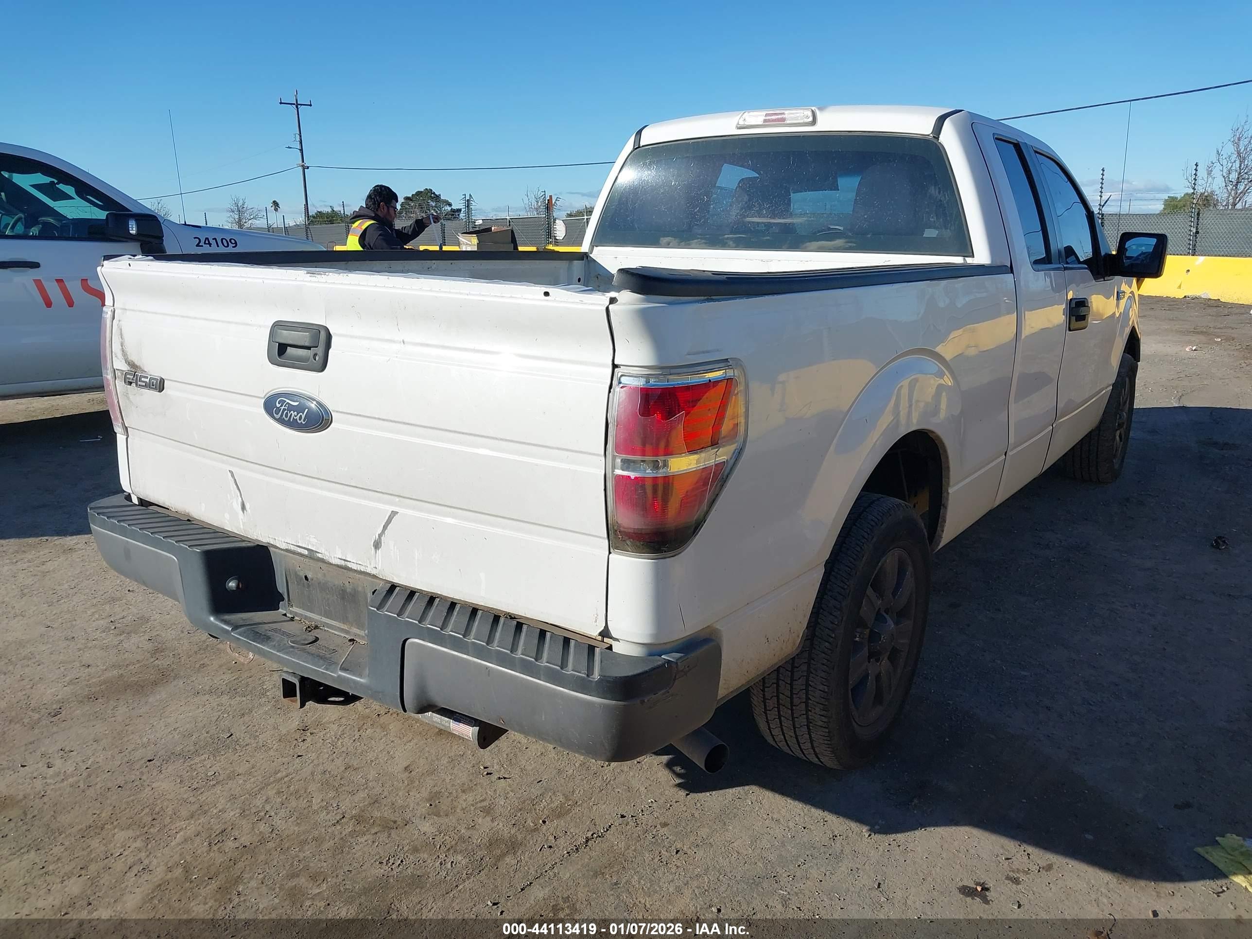 FORD F-150 image 4