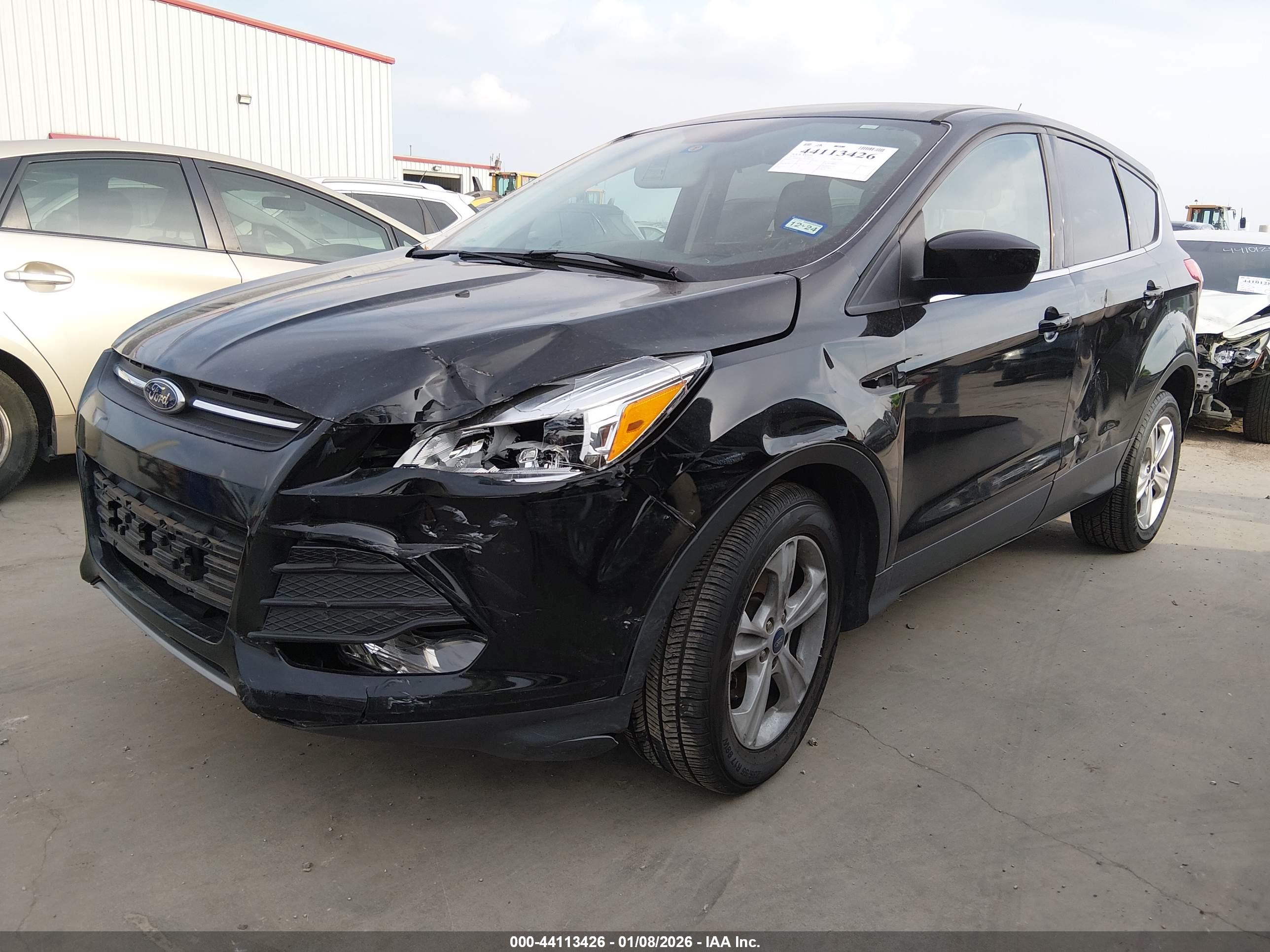 FORD ESCAPE image 2