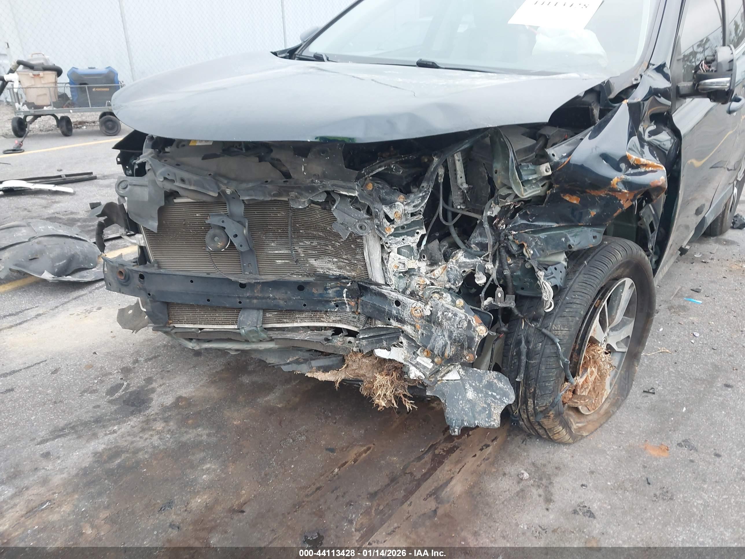 TOYOTA RAV4 image 6