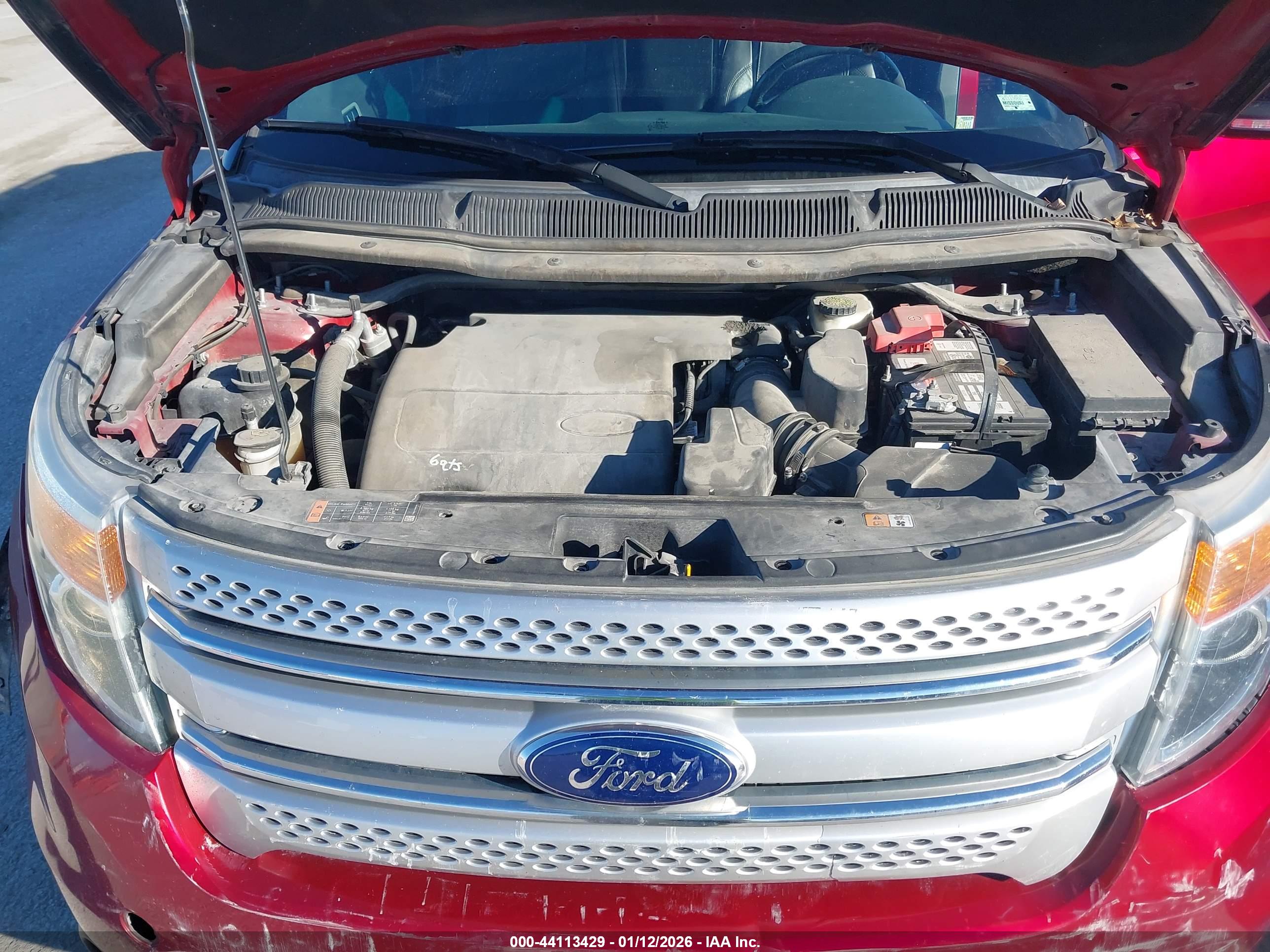 FORD EXPLORER image 10