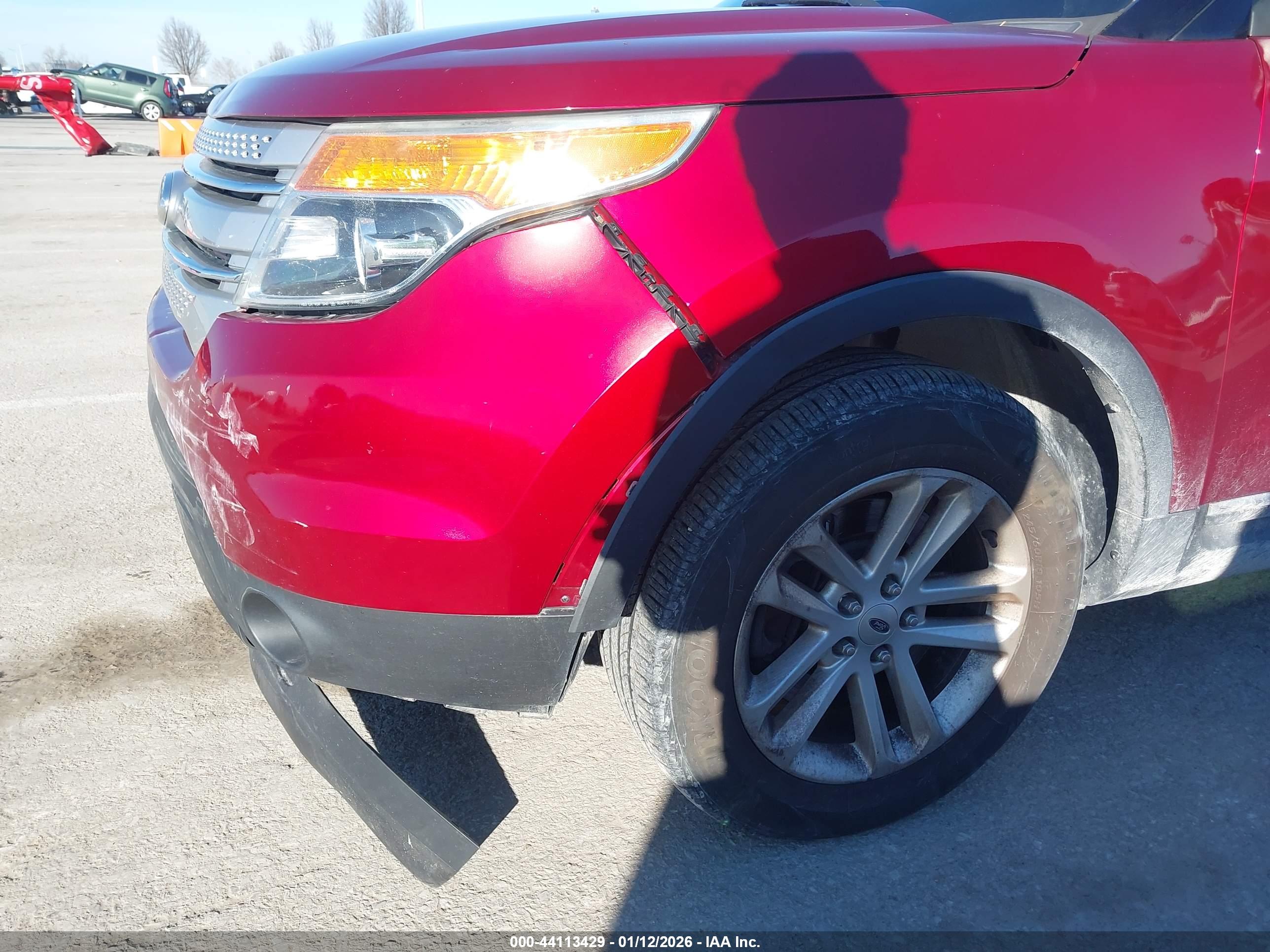 FORD EXPLORER image 6