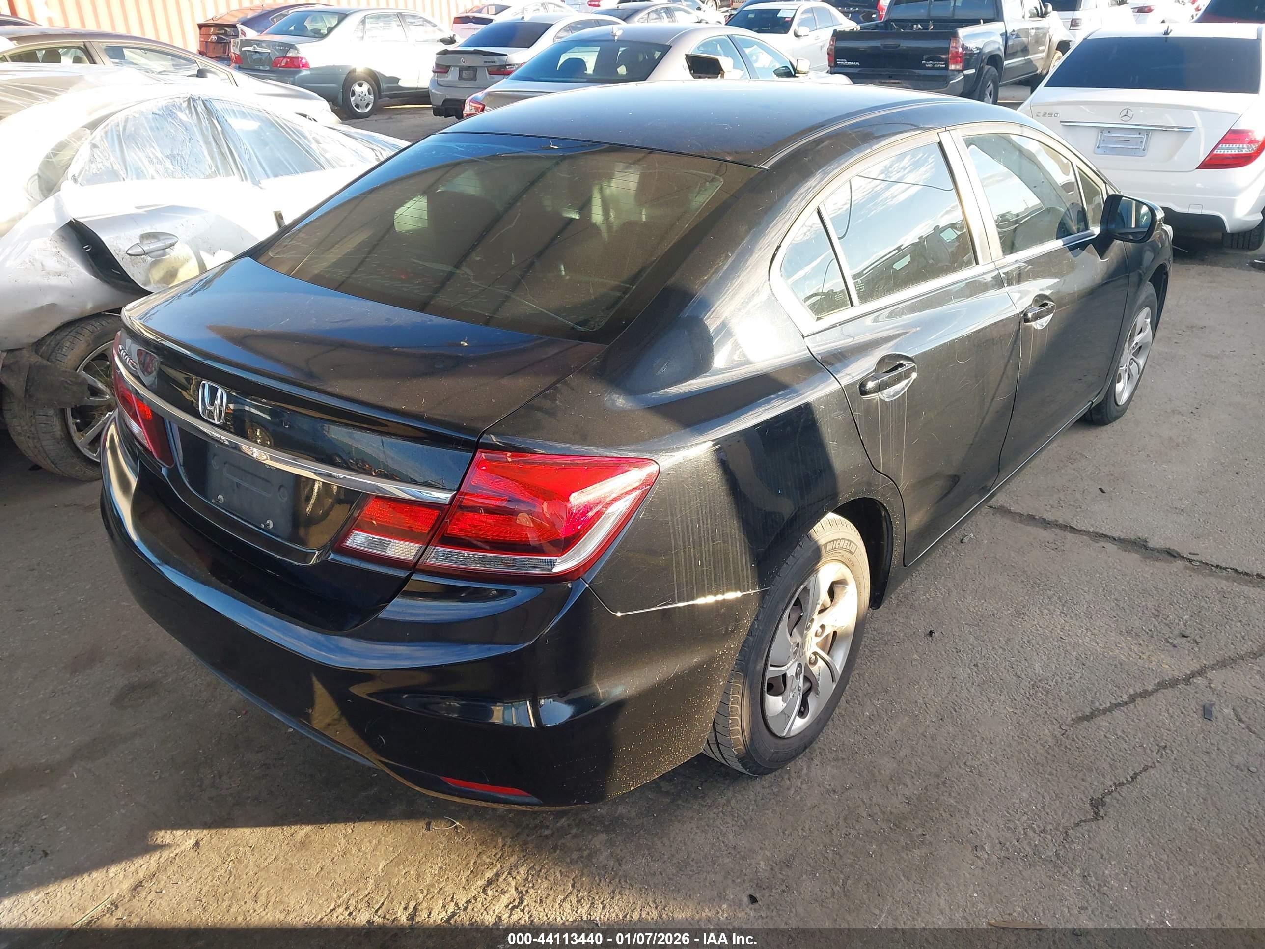 HONDA CIVIC image 4