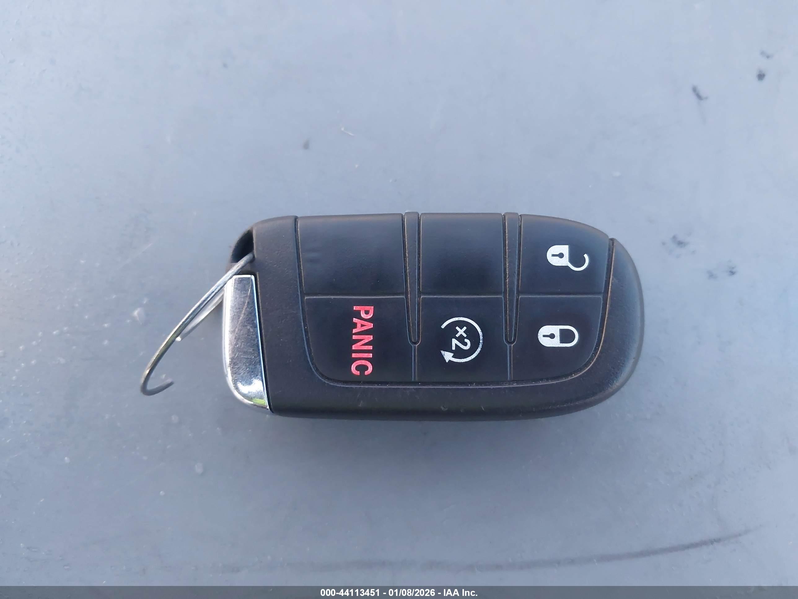 JEEP RENEGADE image 11