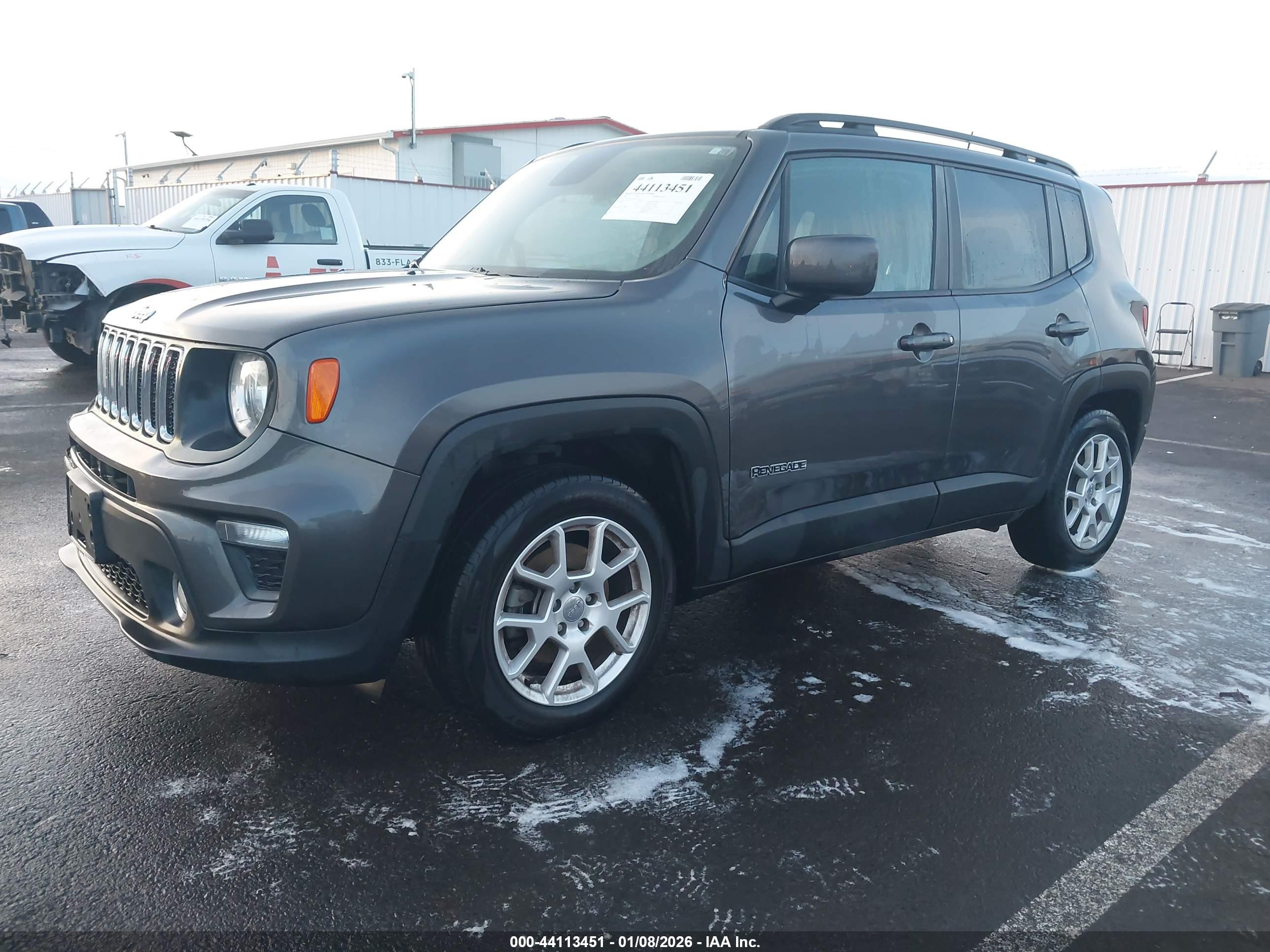 JEEP RENEGADE image 2
