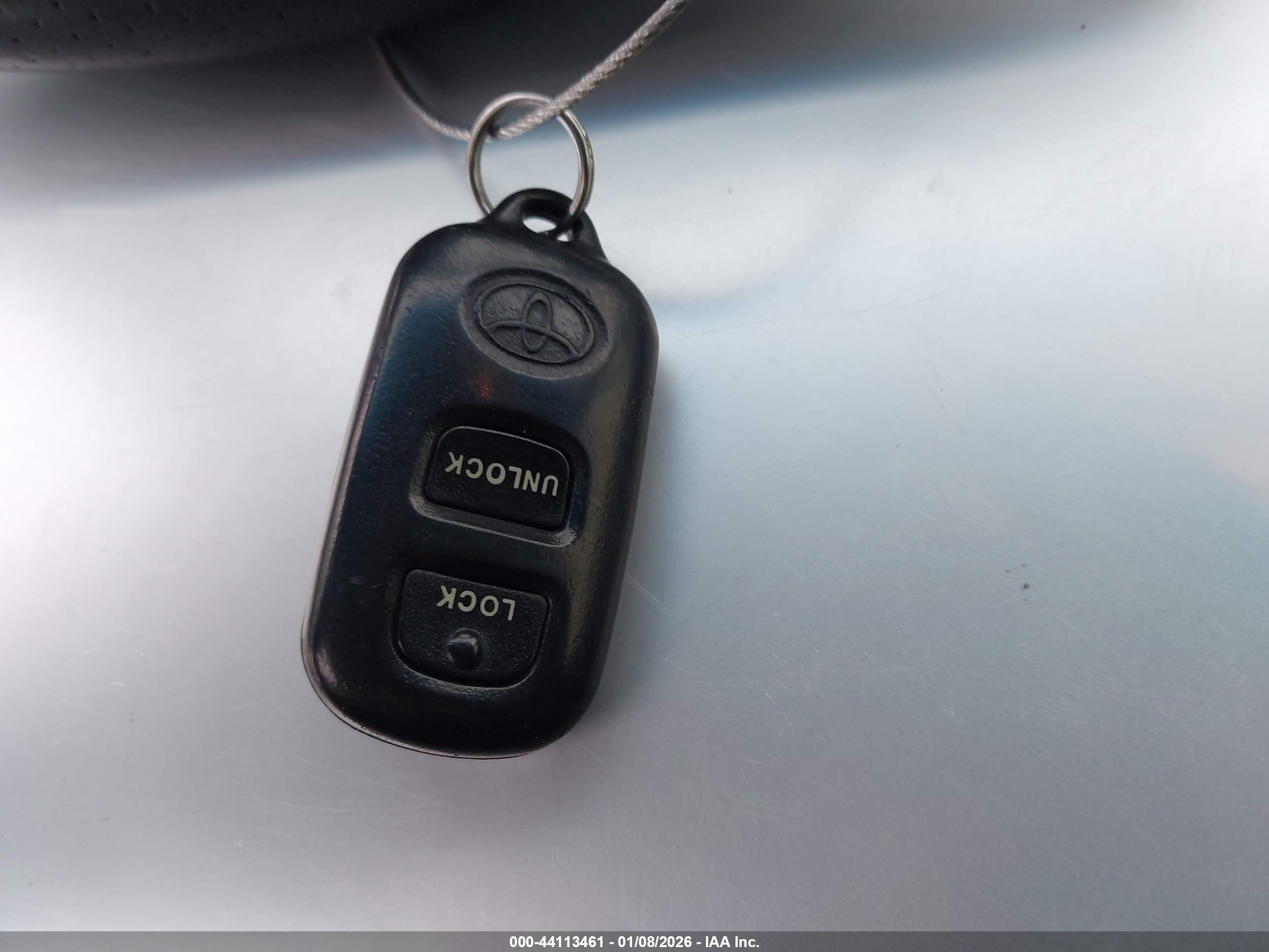TOYOTA CAMRY image 11
