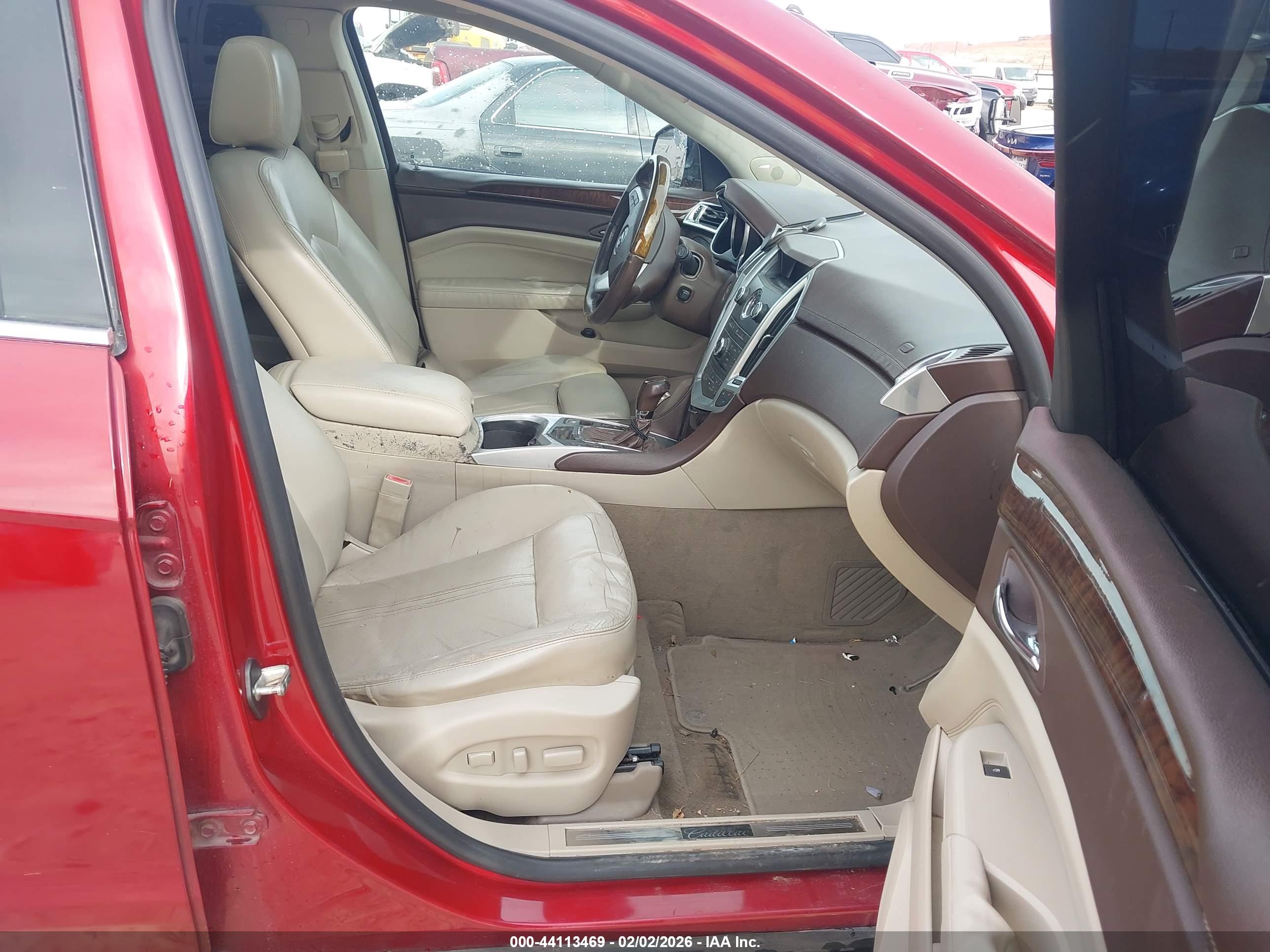 CADILLAC SRX image 5