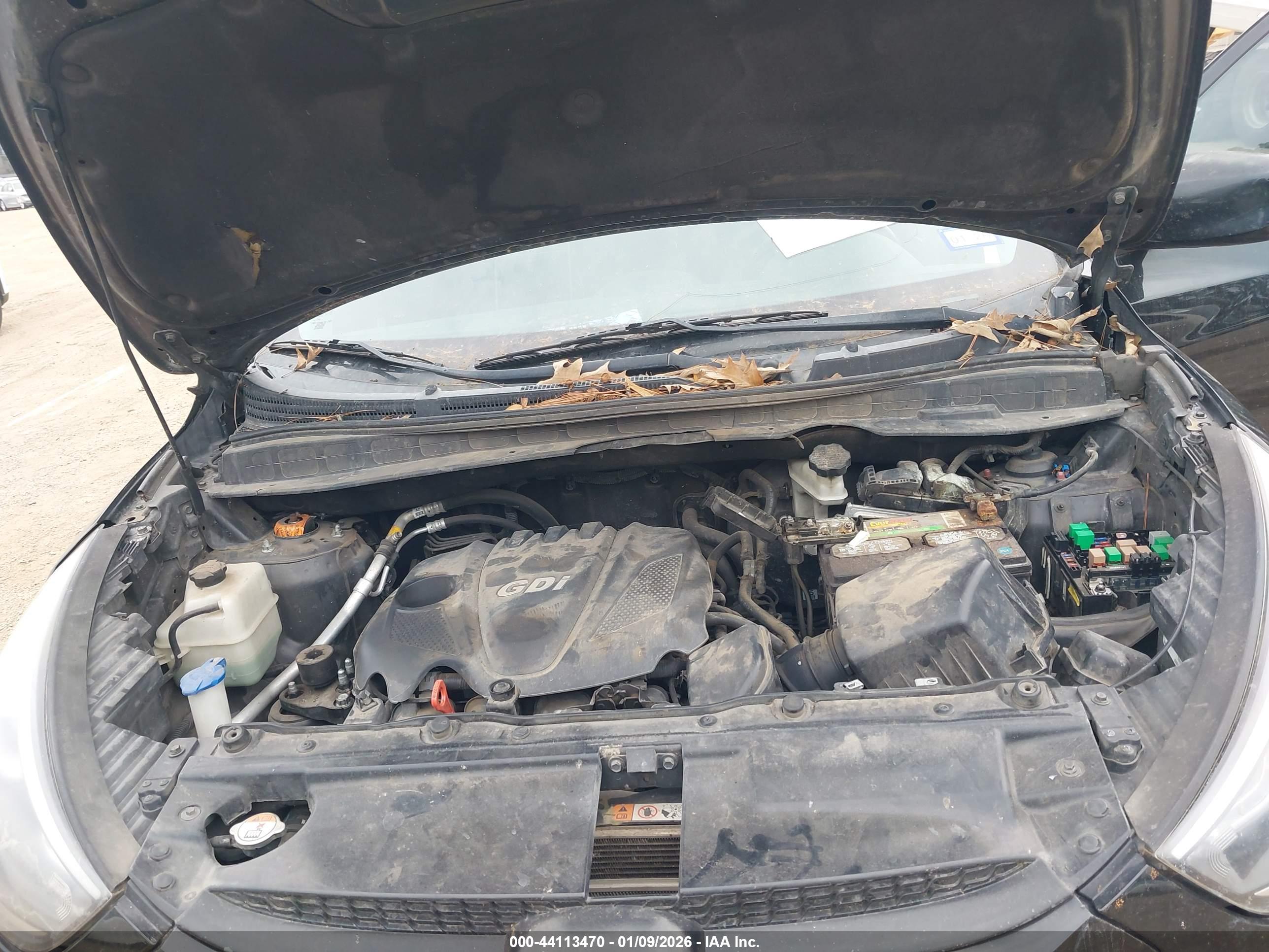 HYUNDAI TUCSON image 10