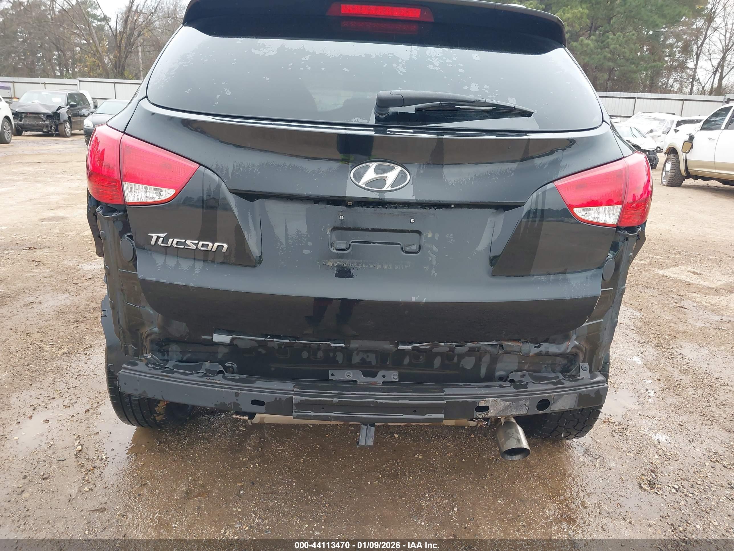 HYUNDAI TUCSON image 6