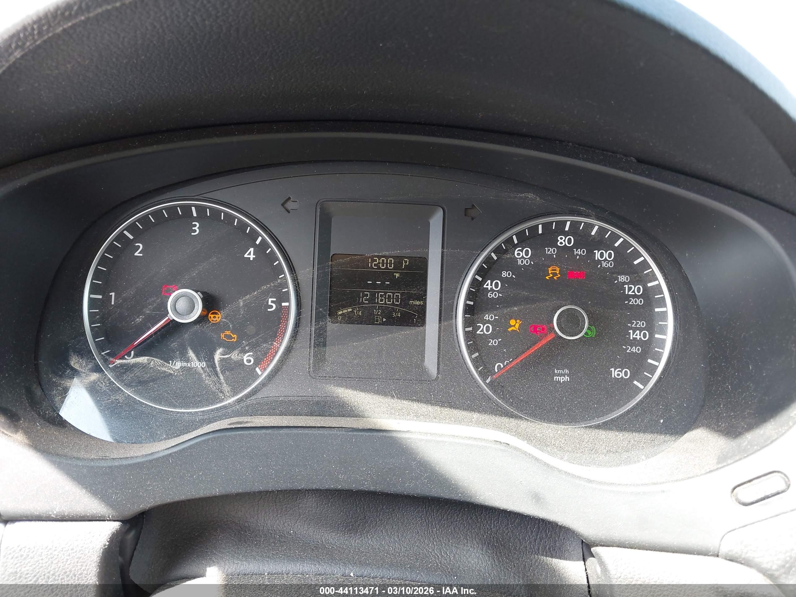 VOLKSWAGEN JETTA image 7