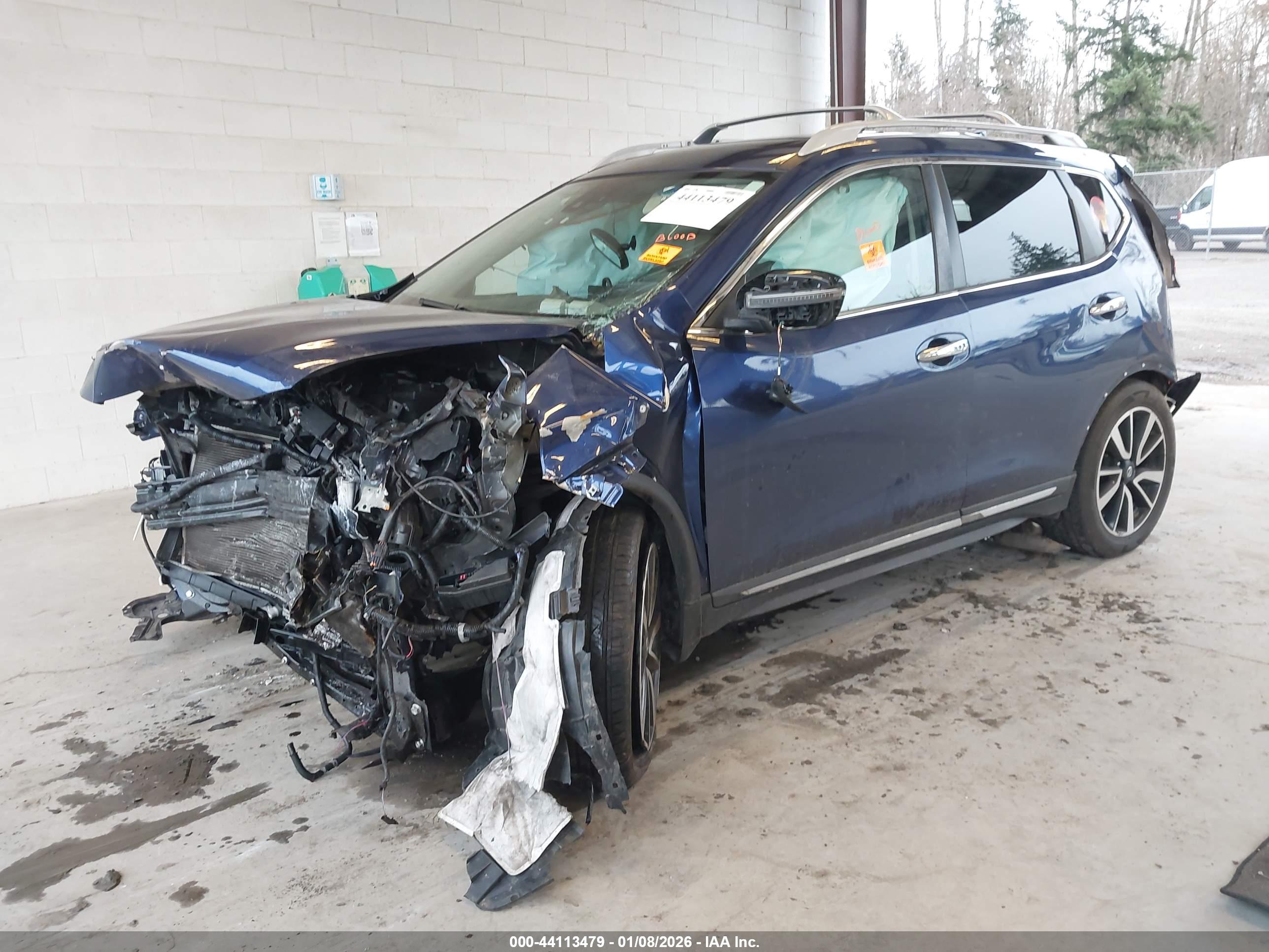 NISSAN ROGUE image 2