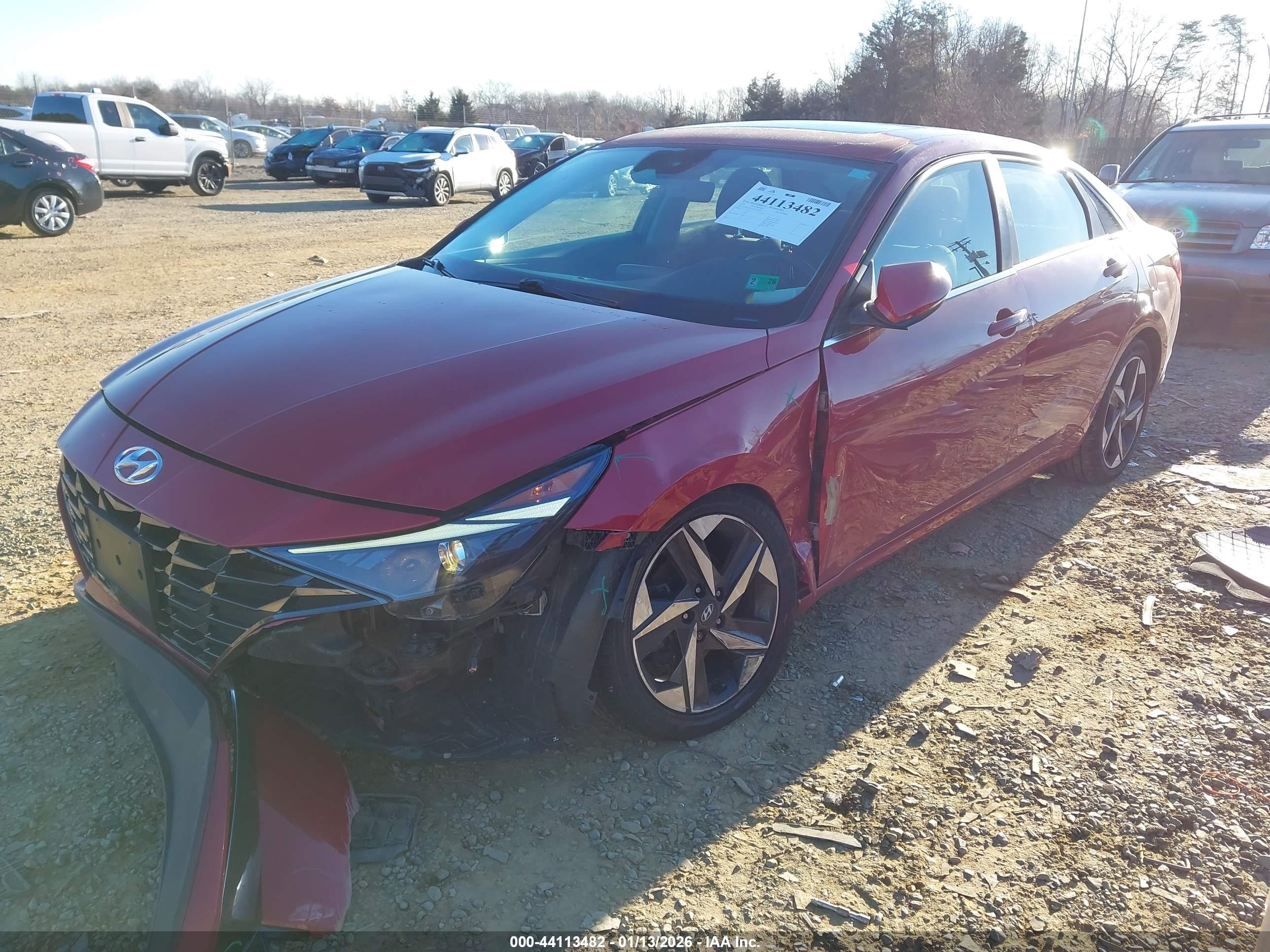 HYUNDAI ELANTRA image 2