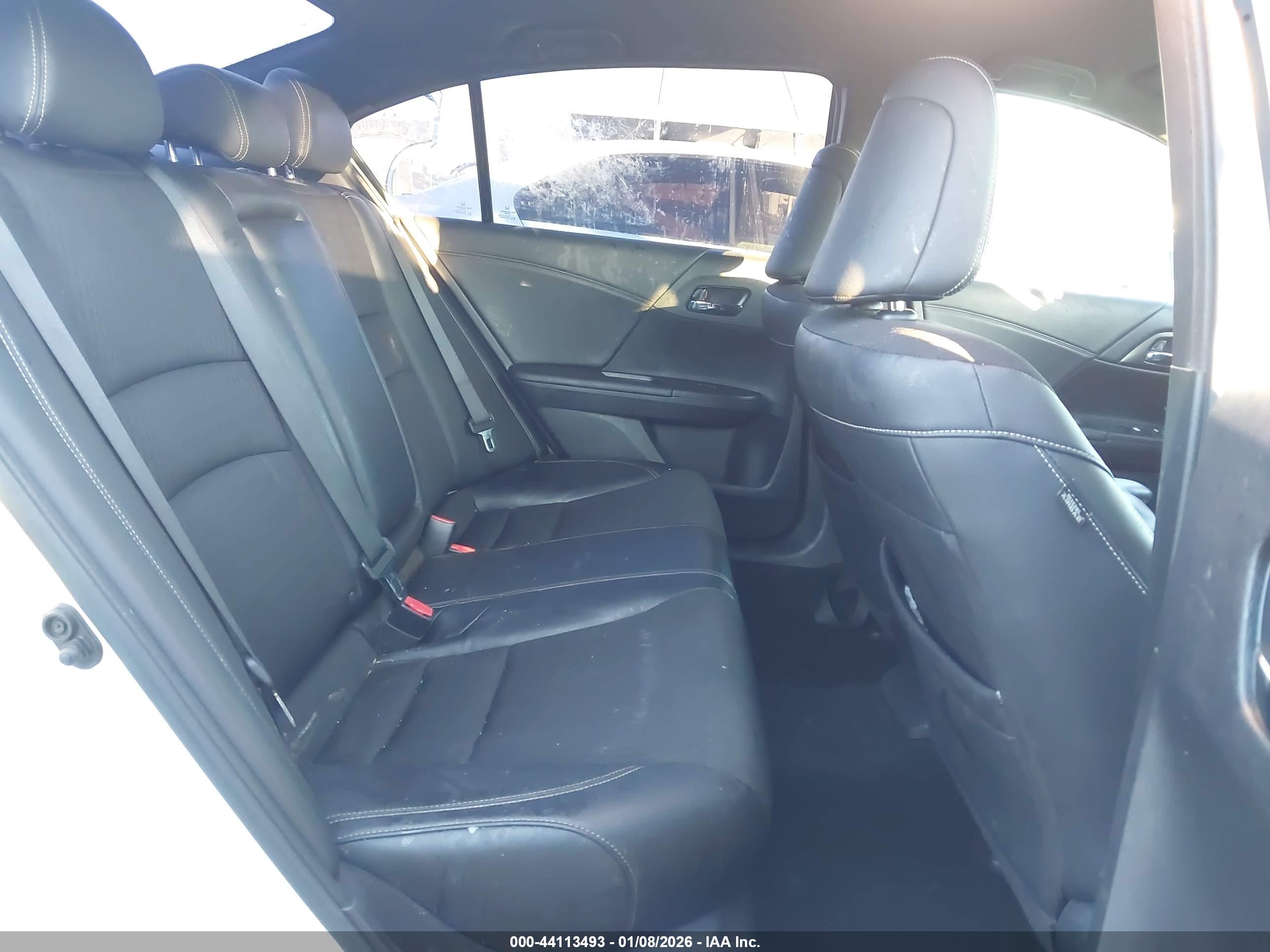 HONDA ACCORD image 8