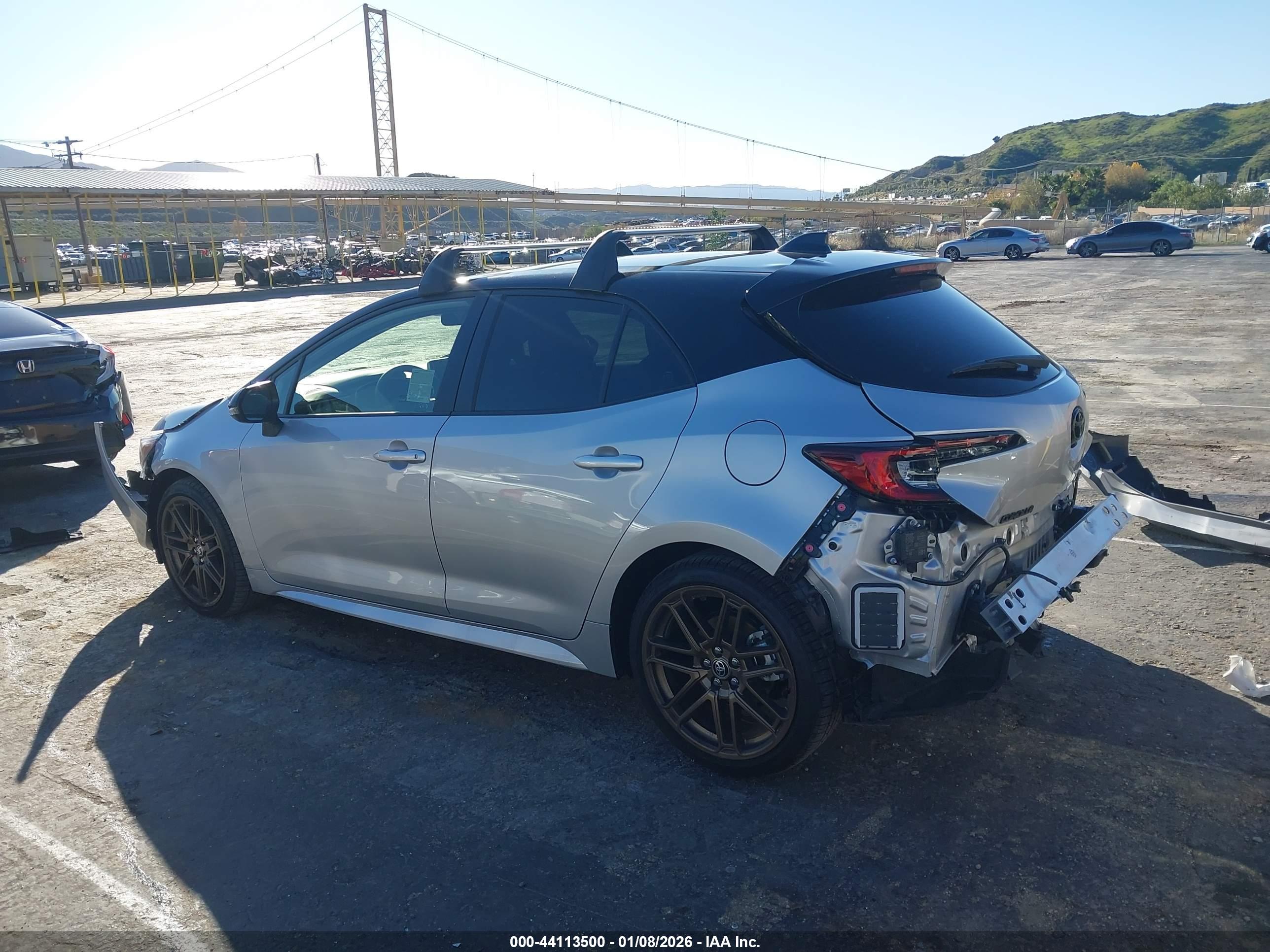 TOYOTA COROLLA image 3