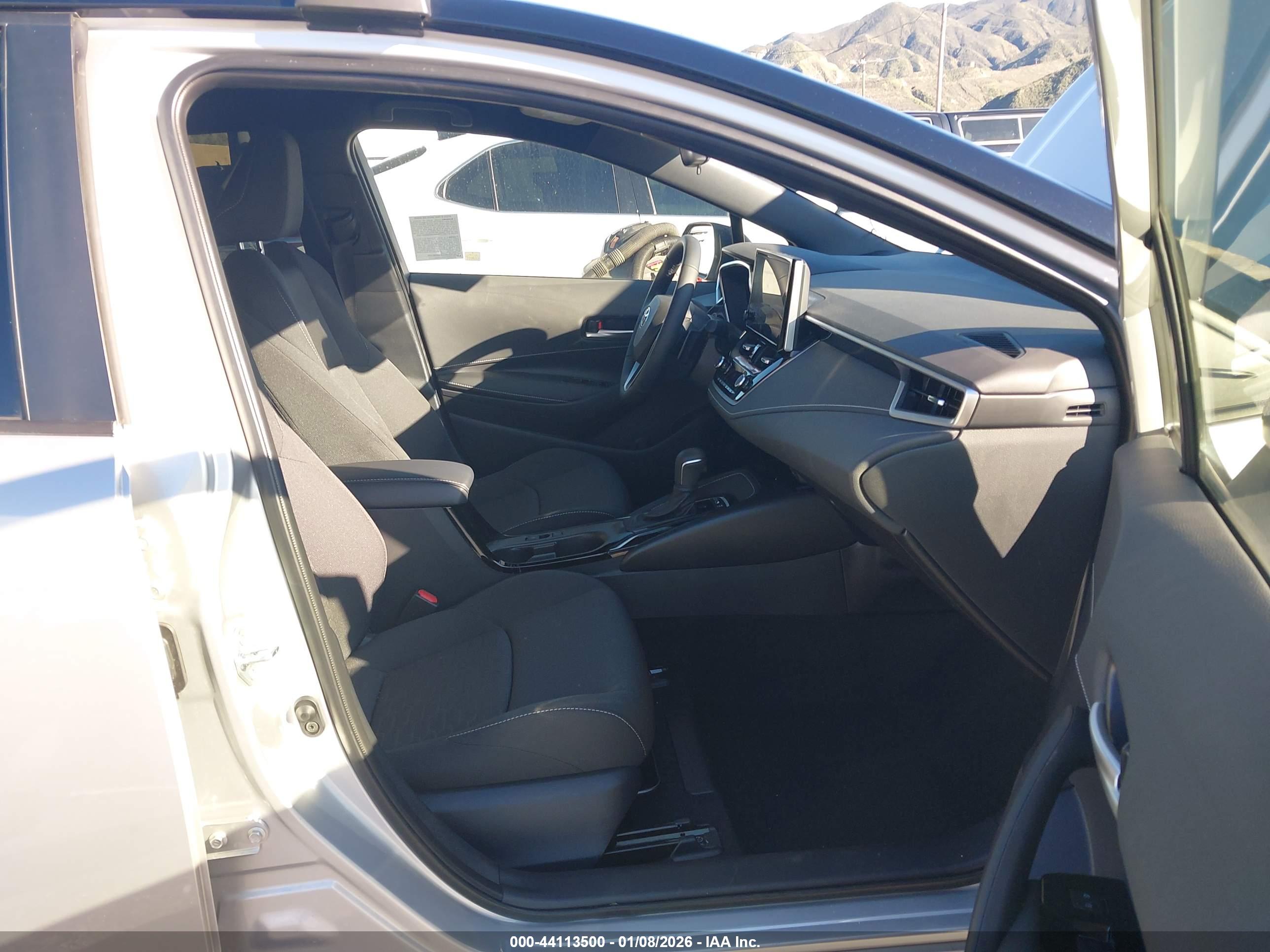 TOYOTA COROLLA image 5