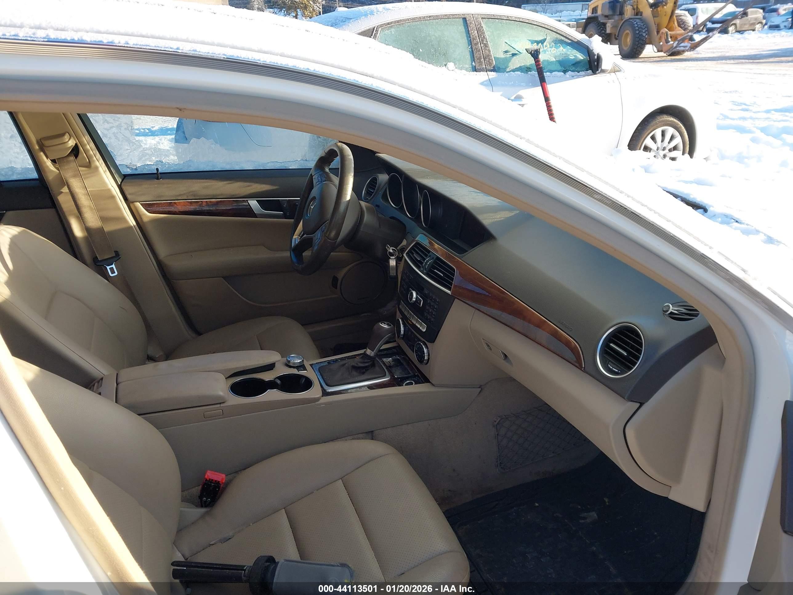 MERCEDES-BENZ C image 5