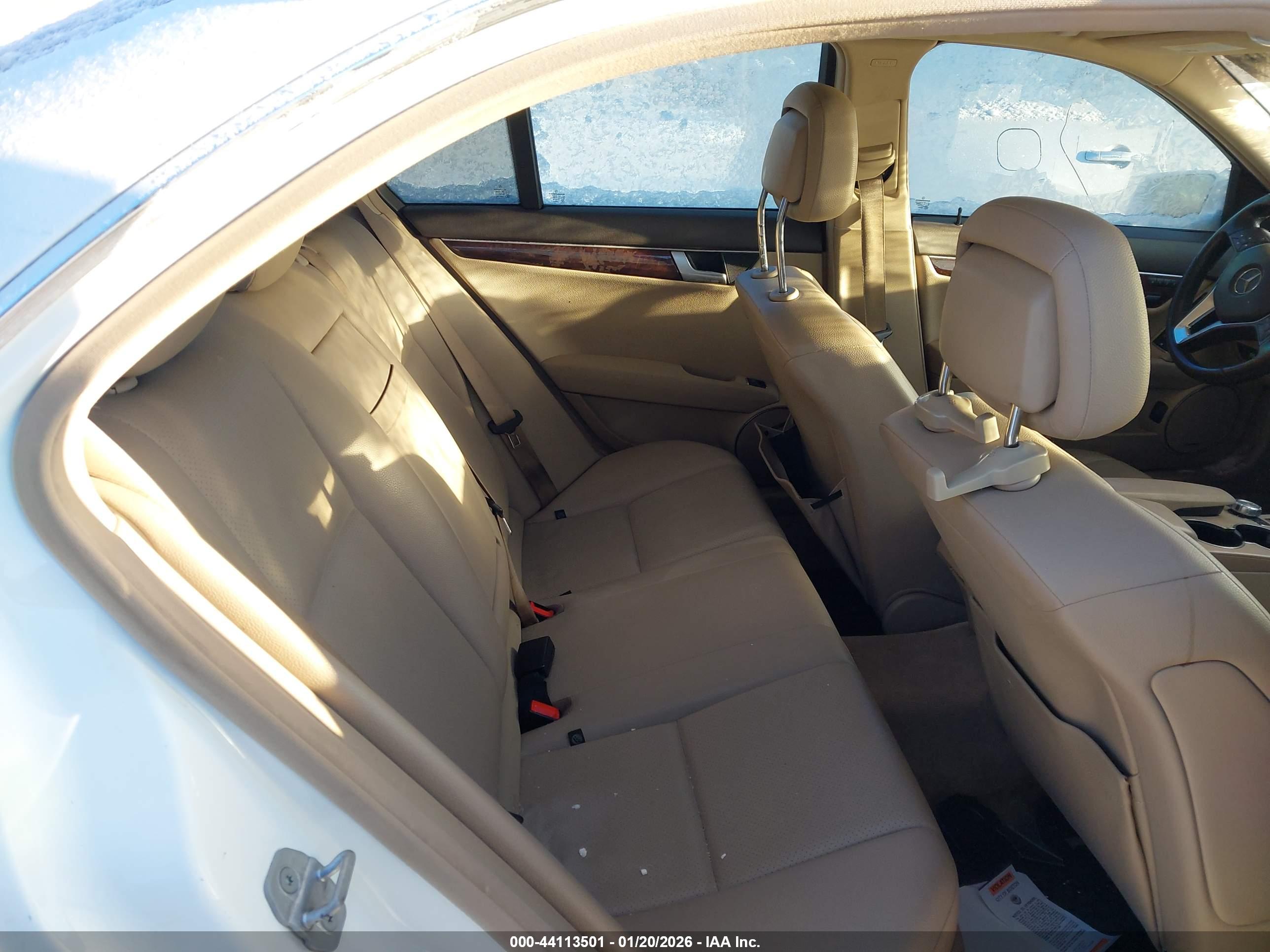 MERCEDES-BENZ C image 8