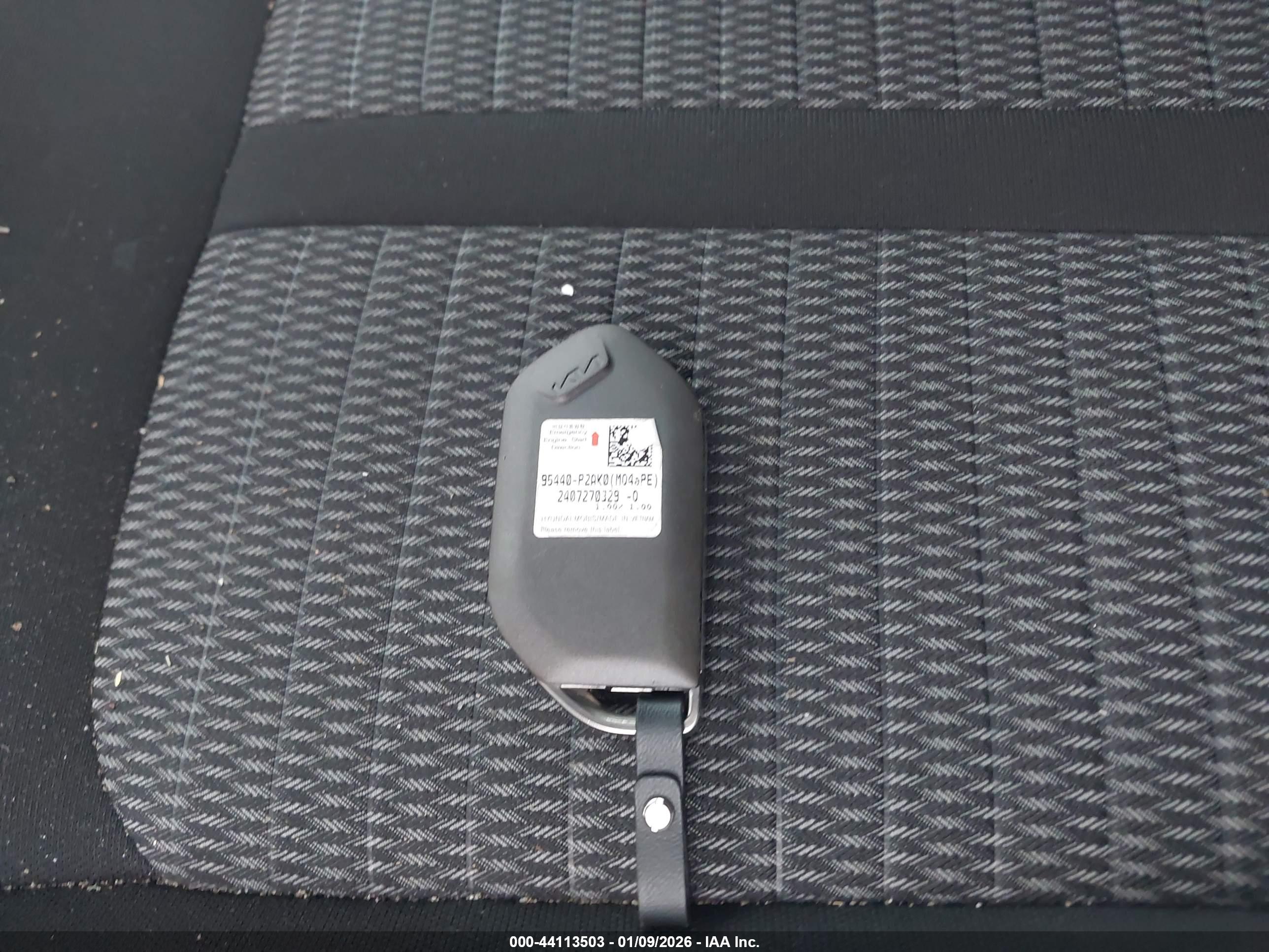 KIA SORENTO image 11