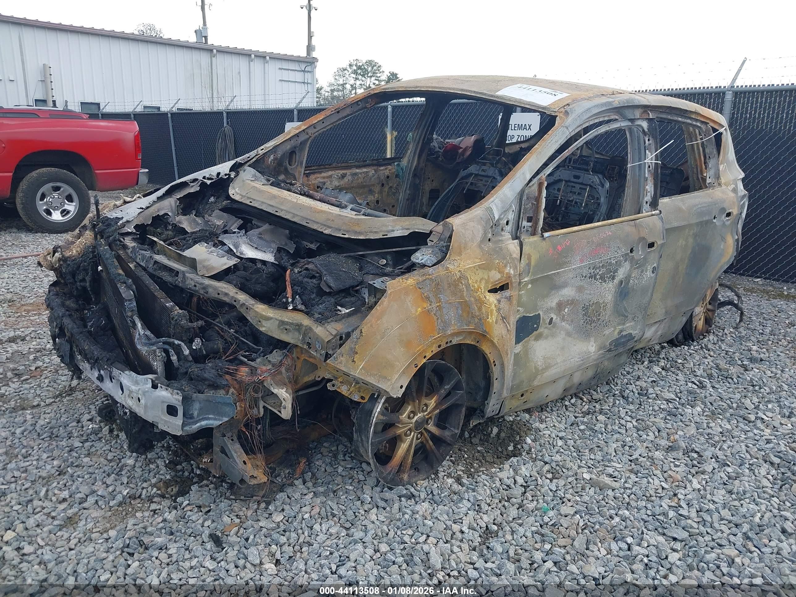 FORD ESCAPE image 2